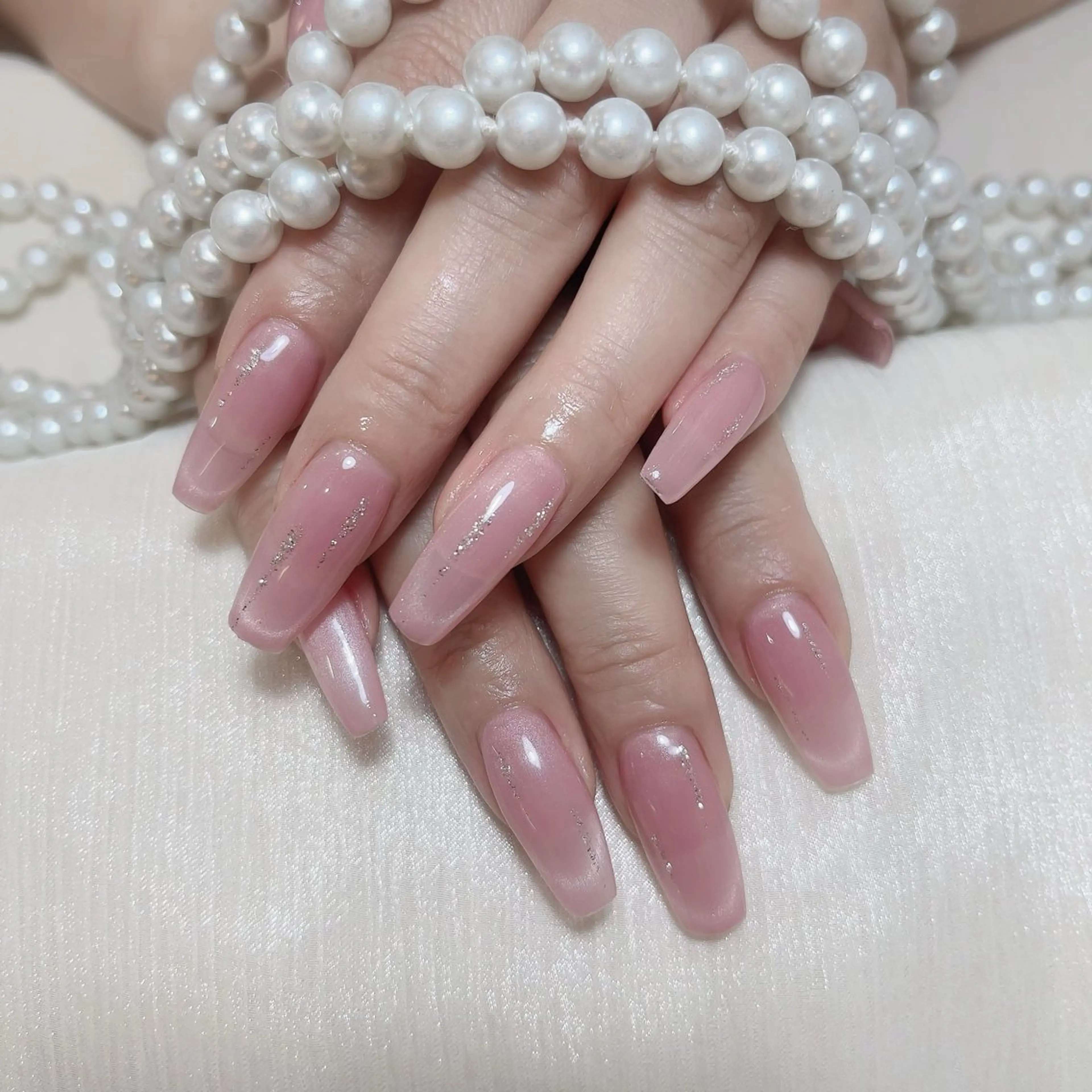 ネイル ハンドネイル MoonNail ユリ🌸のネイルデザイン