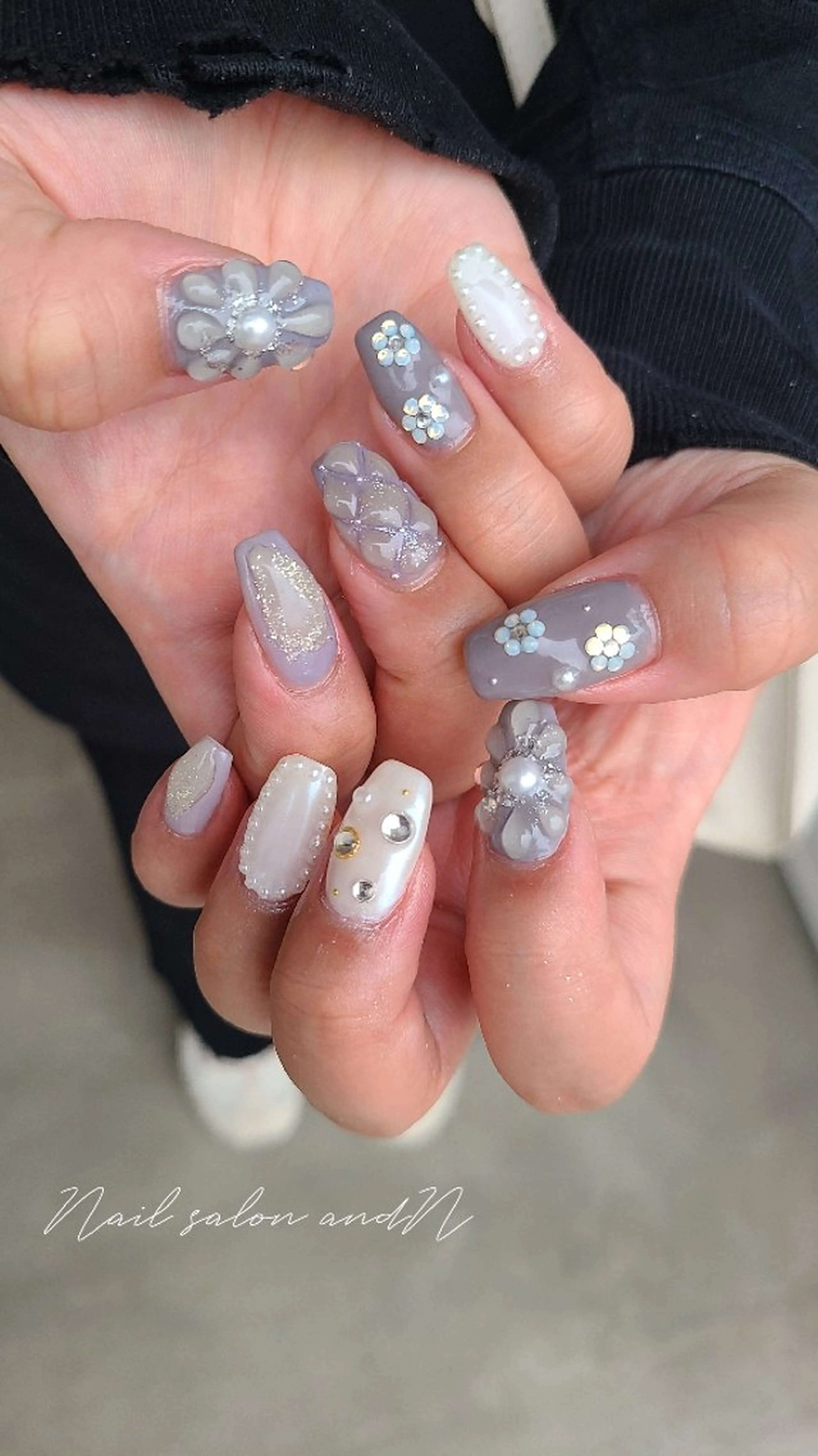 ネイル and Nのネイルデザイン