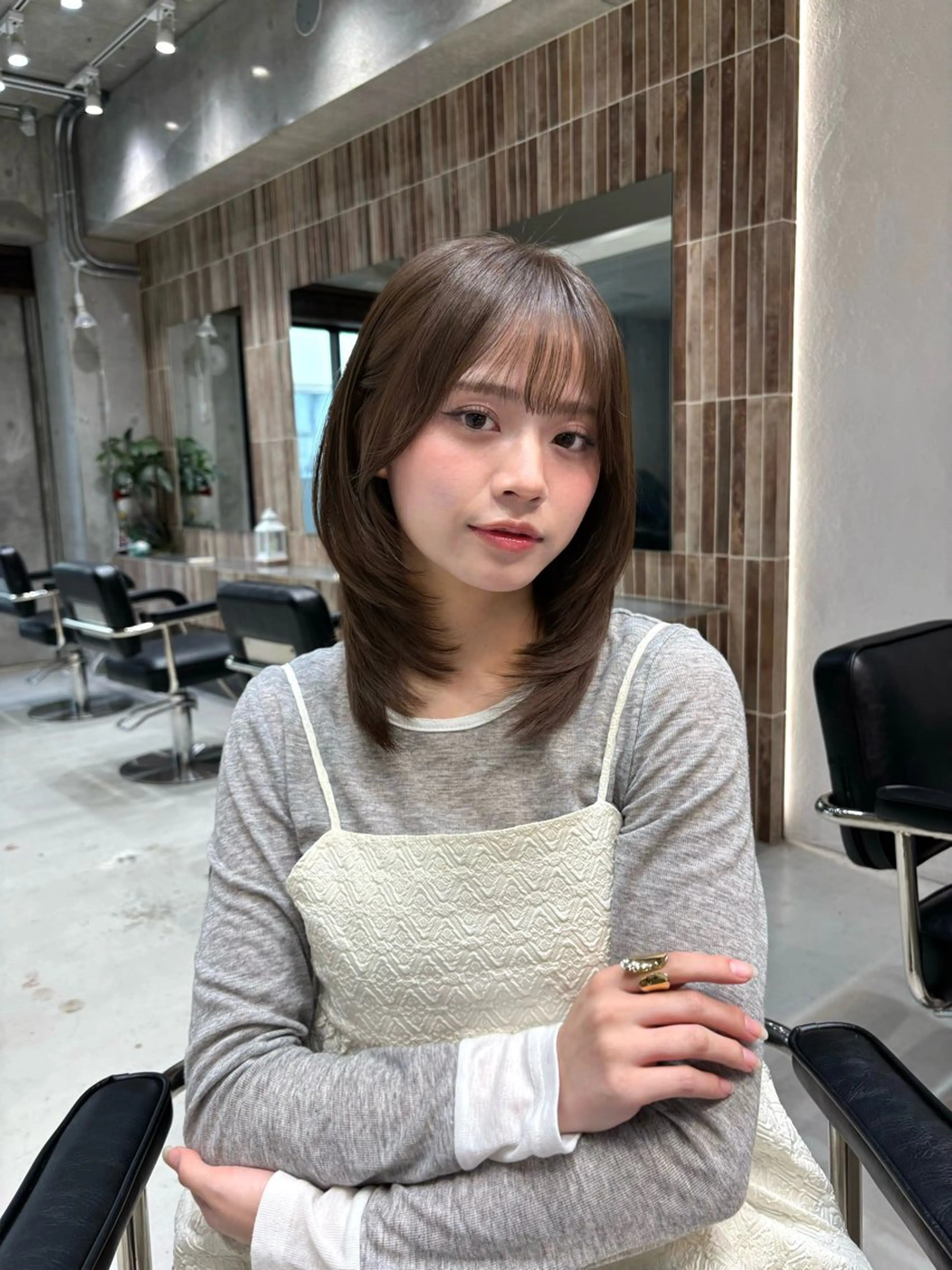 ミディアム カット ヘアカラー トリートメント レイヤー/韓国ヘア /yukari🌷のヘアスタイル