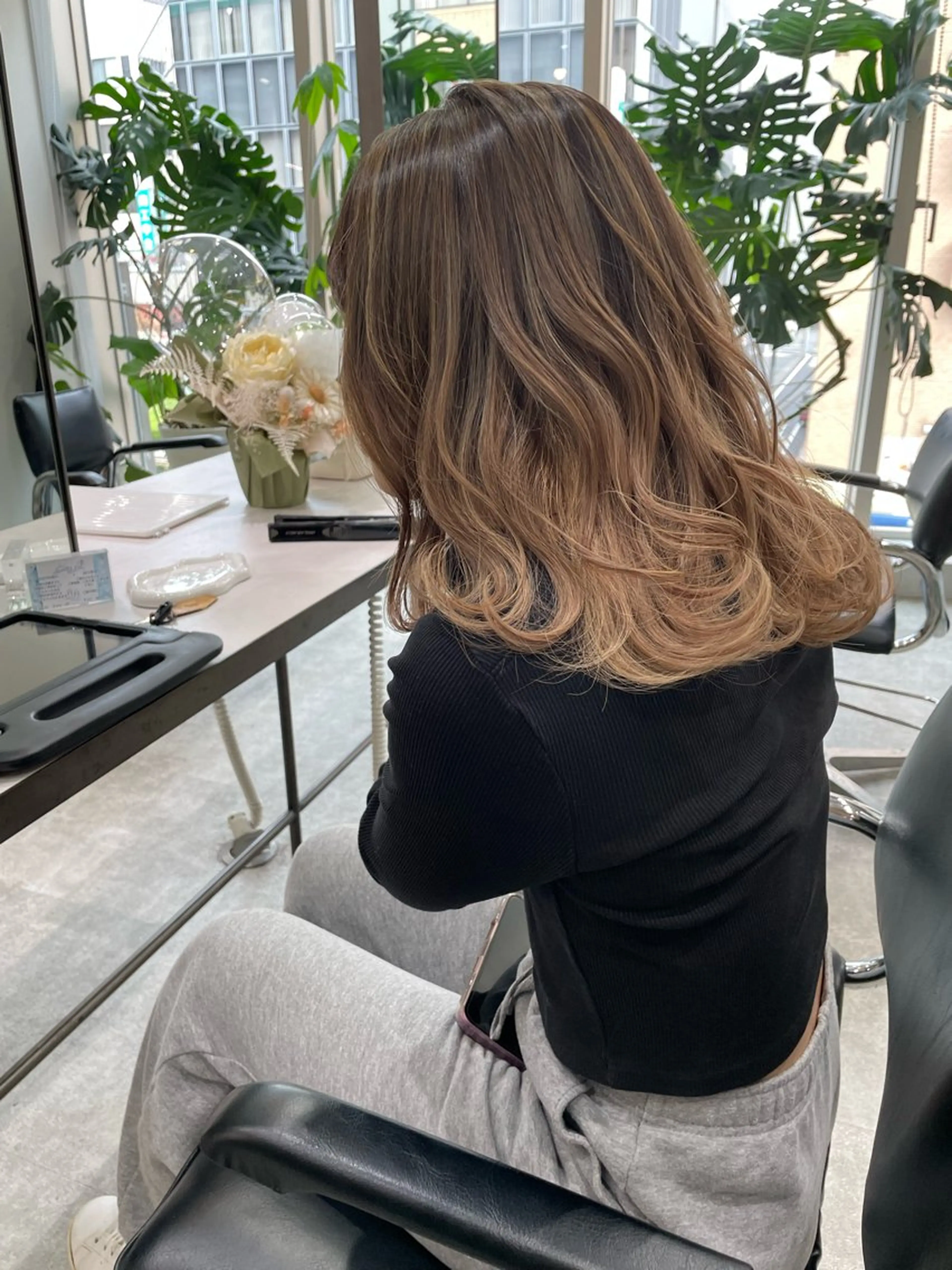 ミディアム ハイライト LA.MIU★ 八王子店Mayuのヘアスタイル