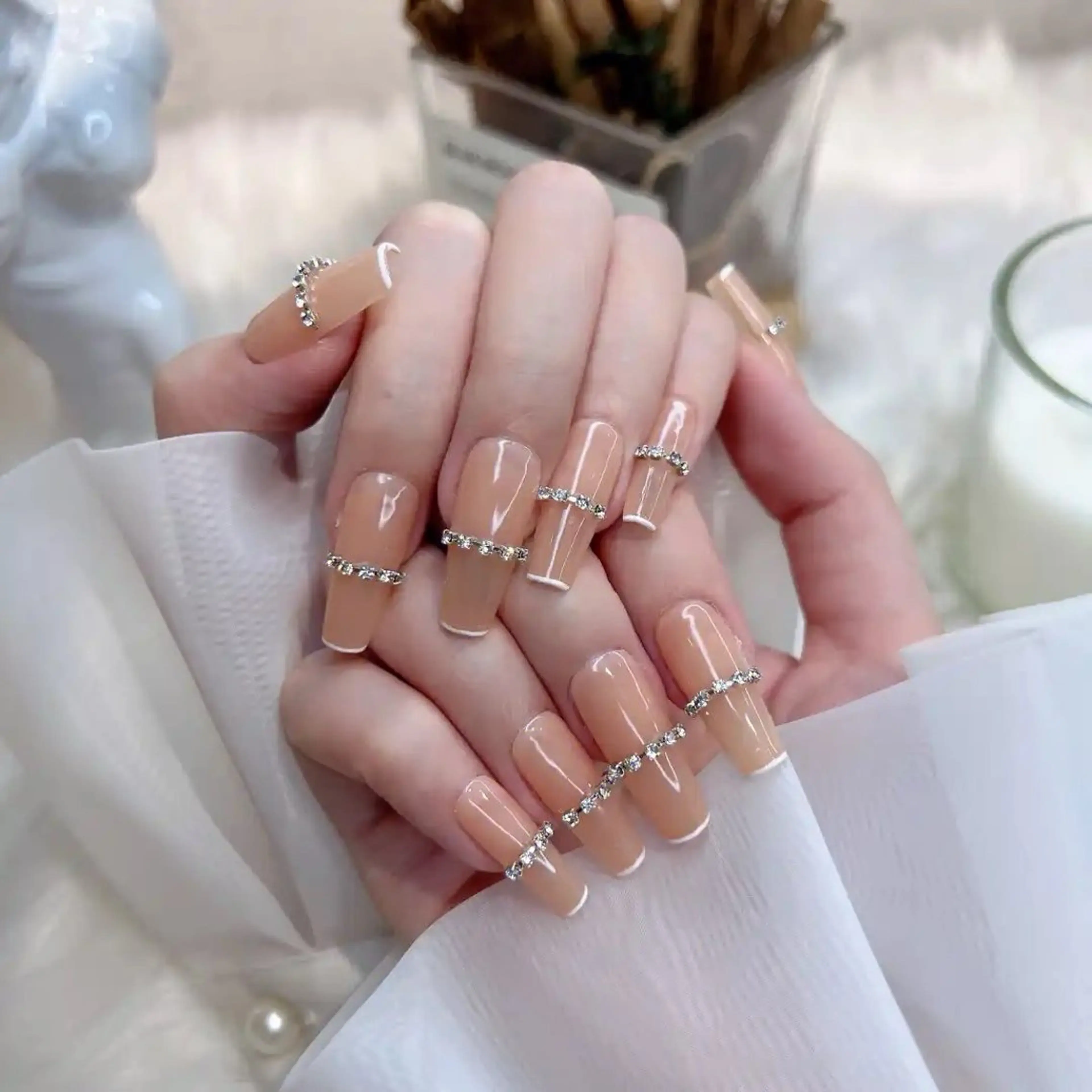 ネイル フレンチネイル 持ち込み ハンドネイル 🌈 Laule'aのネイルデザイン