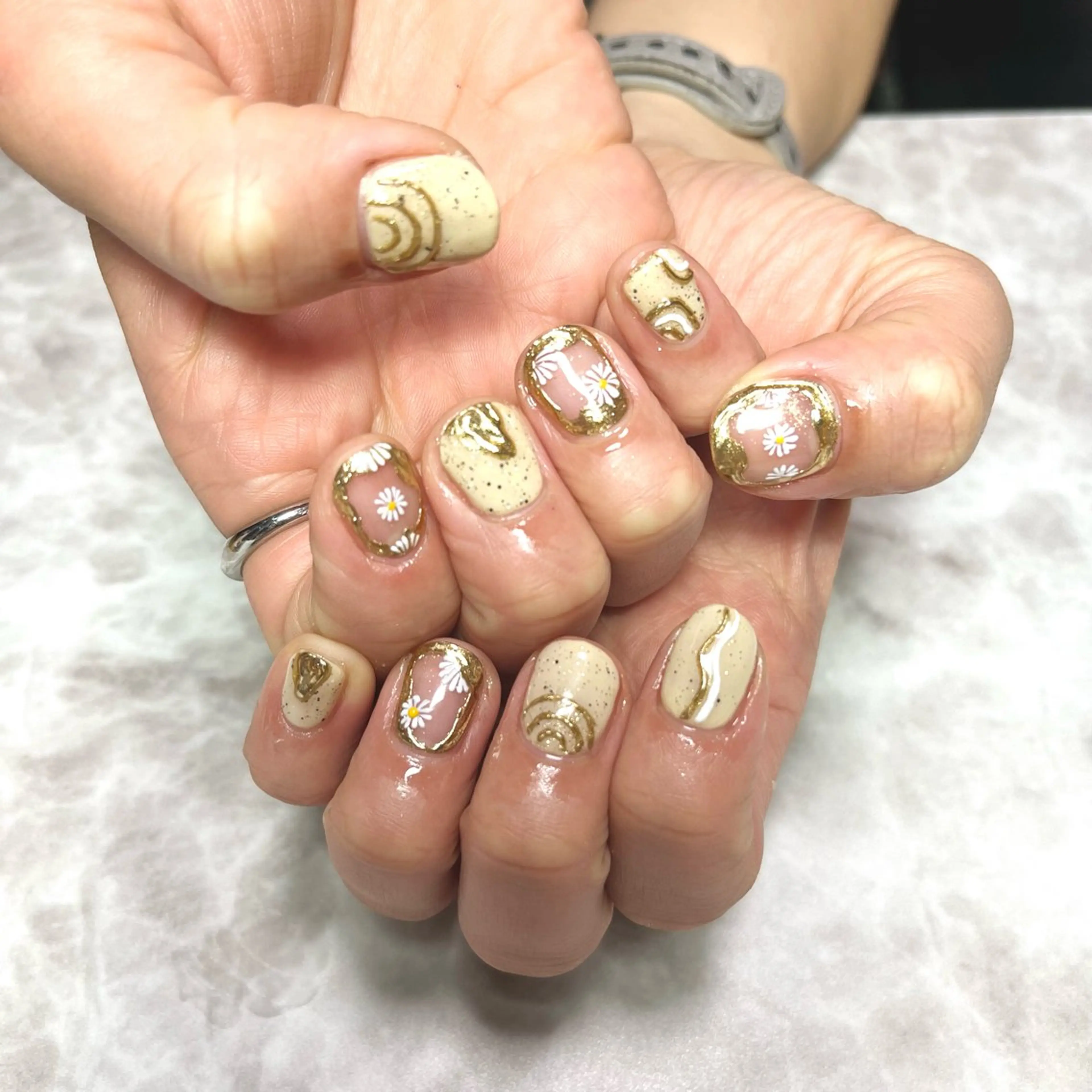 ネイル アートネイル ミラーネイル ハンドネイル nail salon Reversiのネイルデザイン