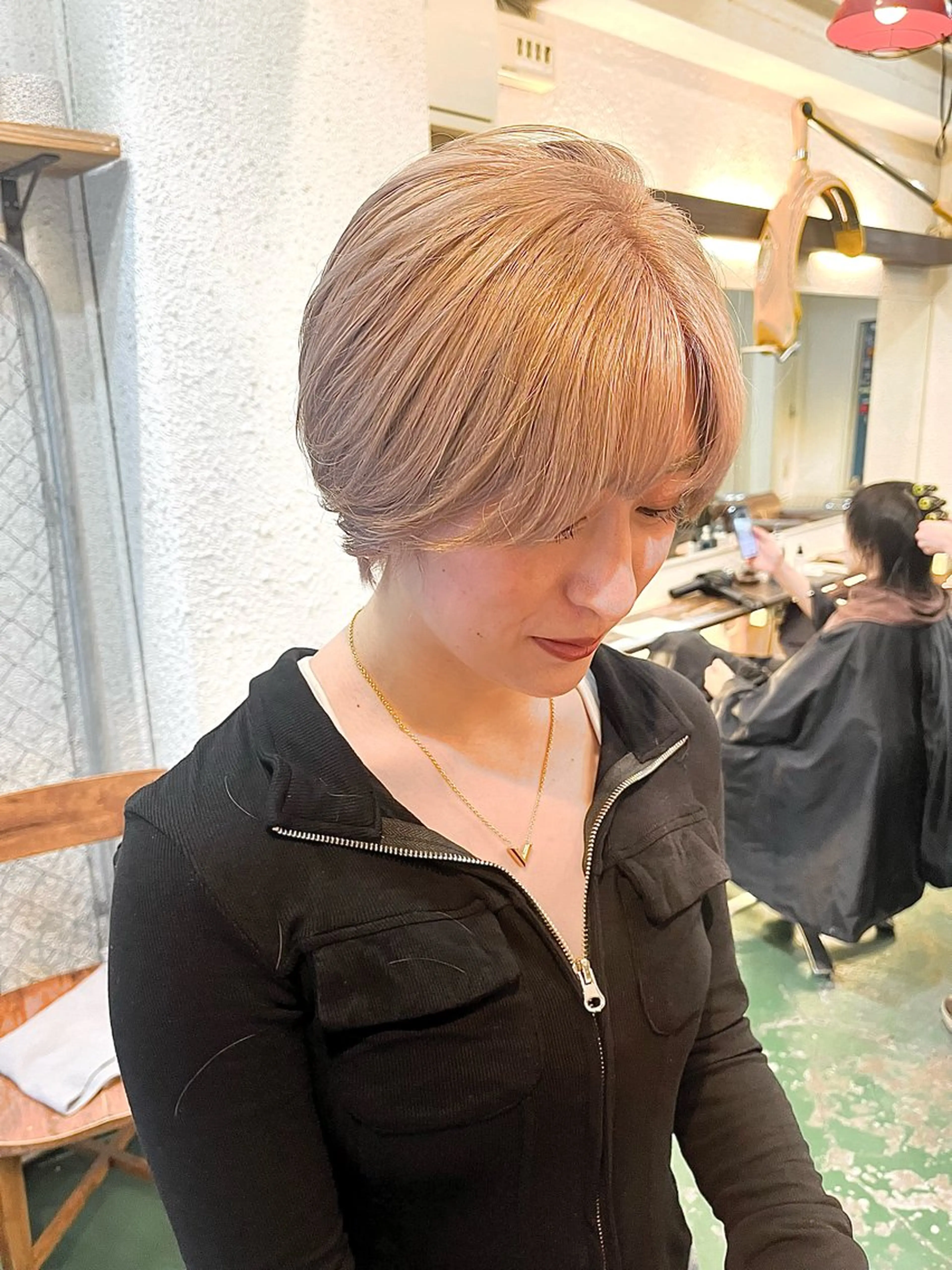 ショート カラー カット ヘアカラー トリートメント ヘアセット ハイトーンを育てる ブリーチカラー/牧原のヘアスタイル