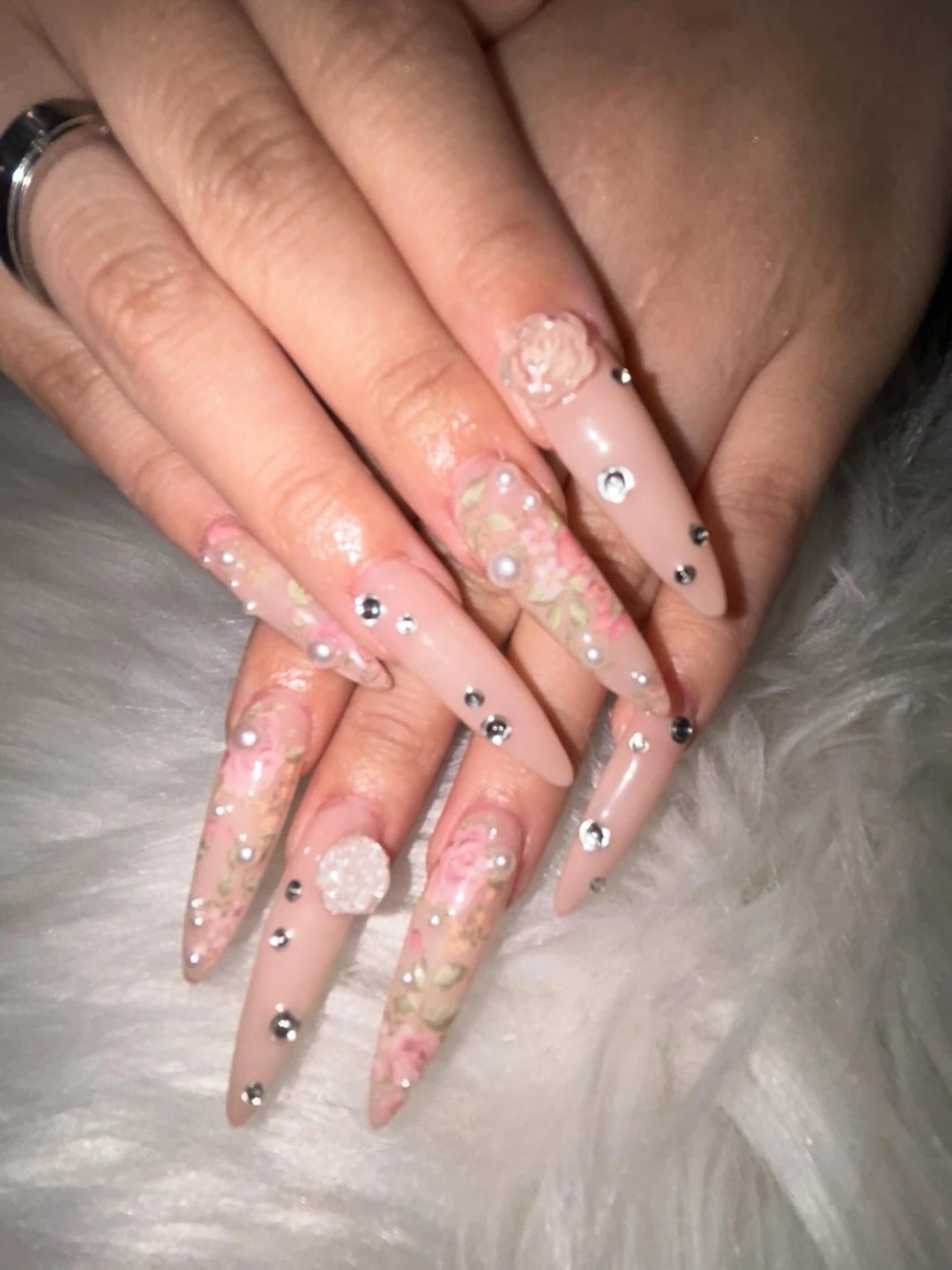 ネイル 後藤 愛葉のネイルデザイン