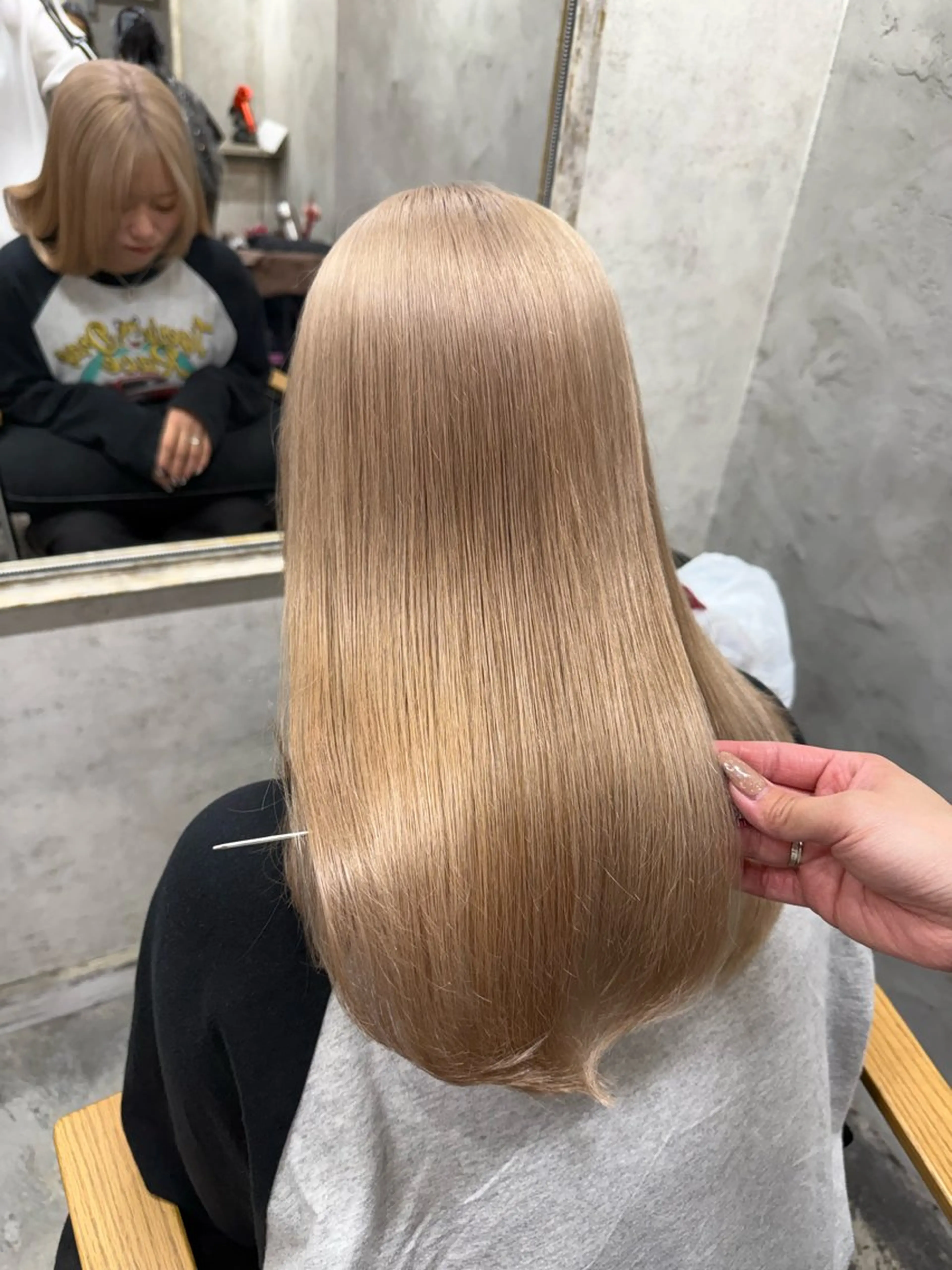 ロング カラー カット ヘアカラー トリートメント ハイトーン/ブリーチ MAYURI🌺横浜のヘアスタイル