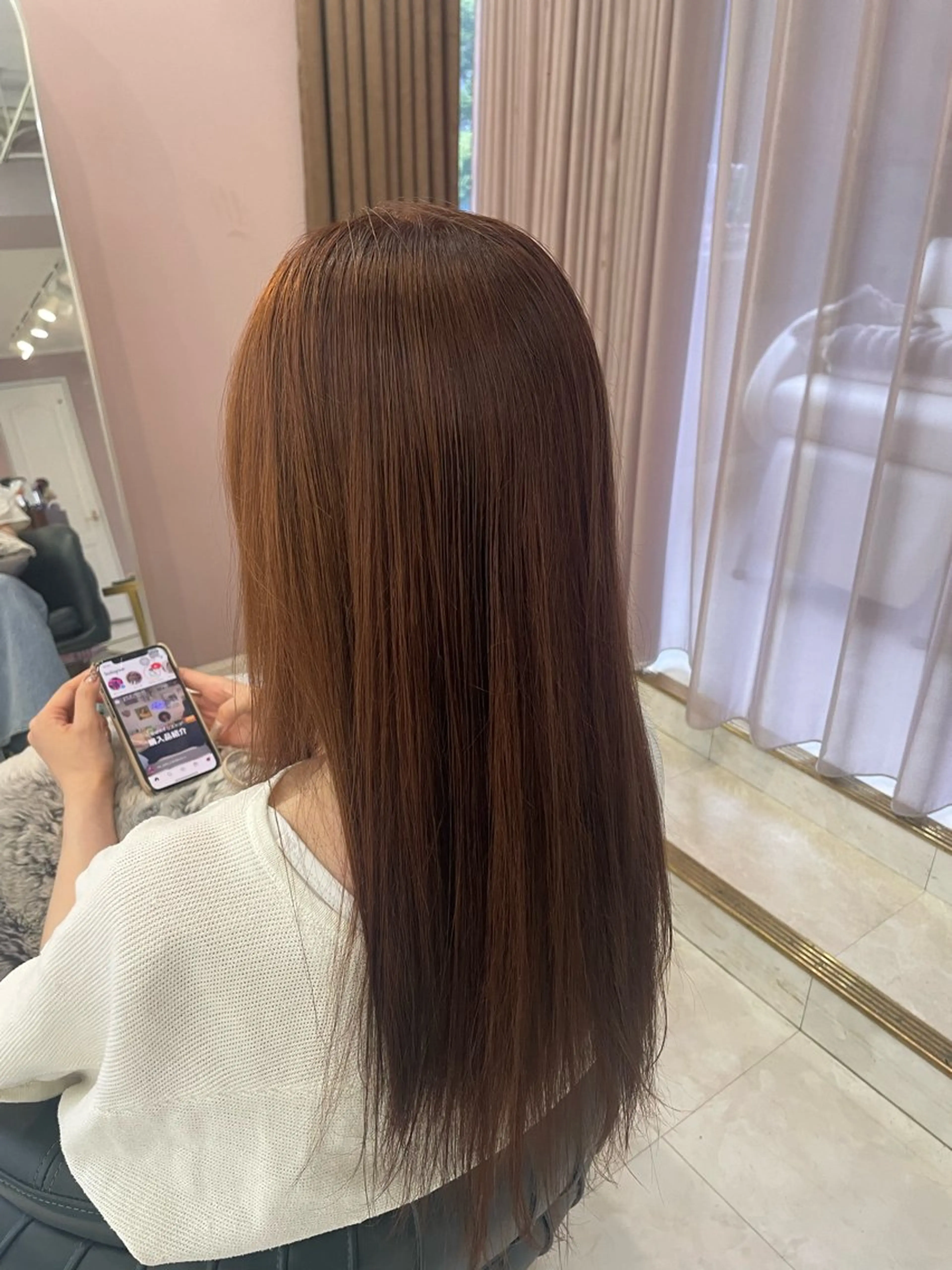 ロング カラー che'rie所属・che'rie shizukiのヘアスタイル