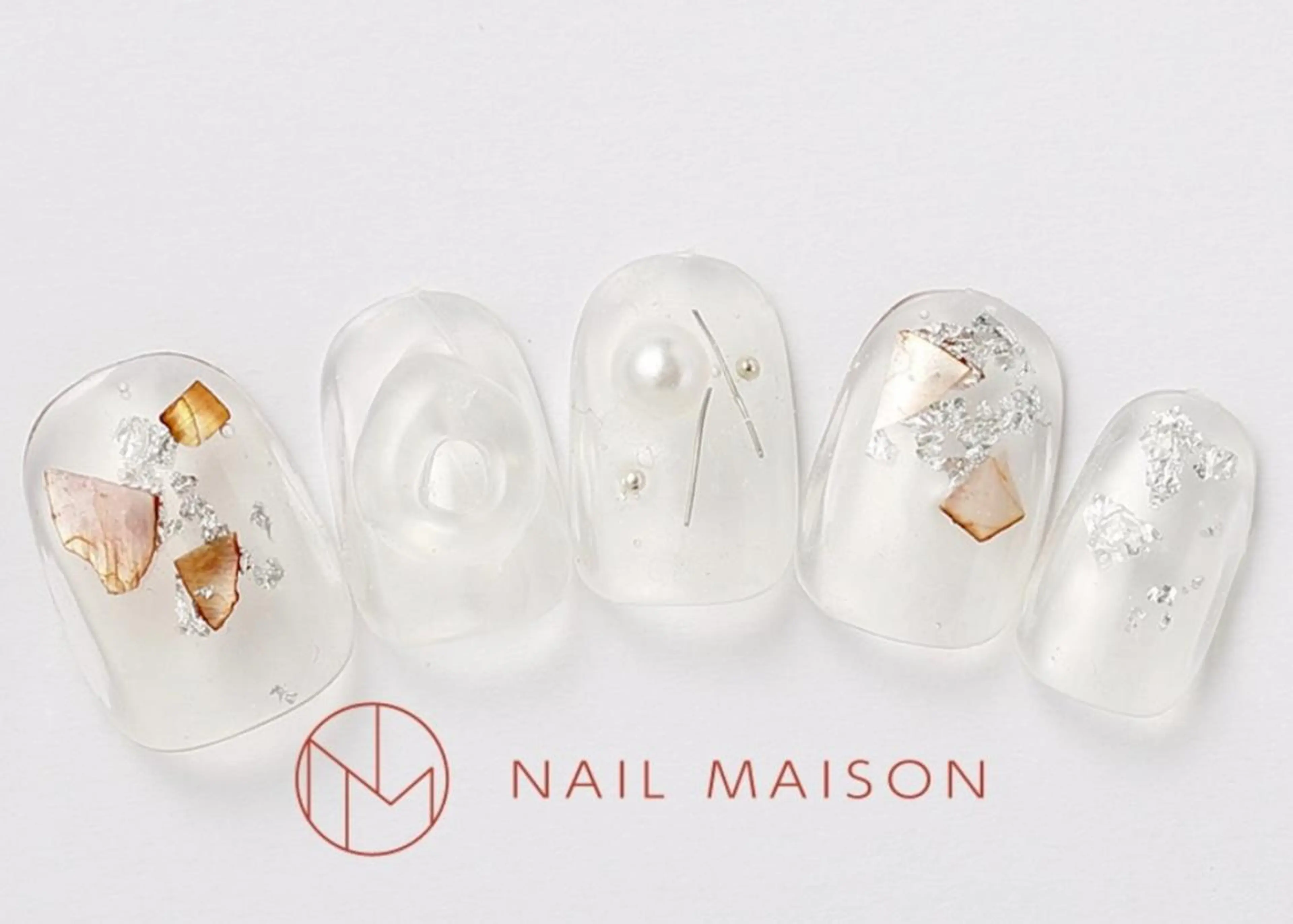 ネイル クリアネイル YOSHIOKA 有のネイルデザイン