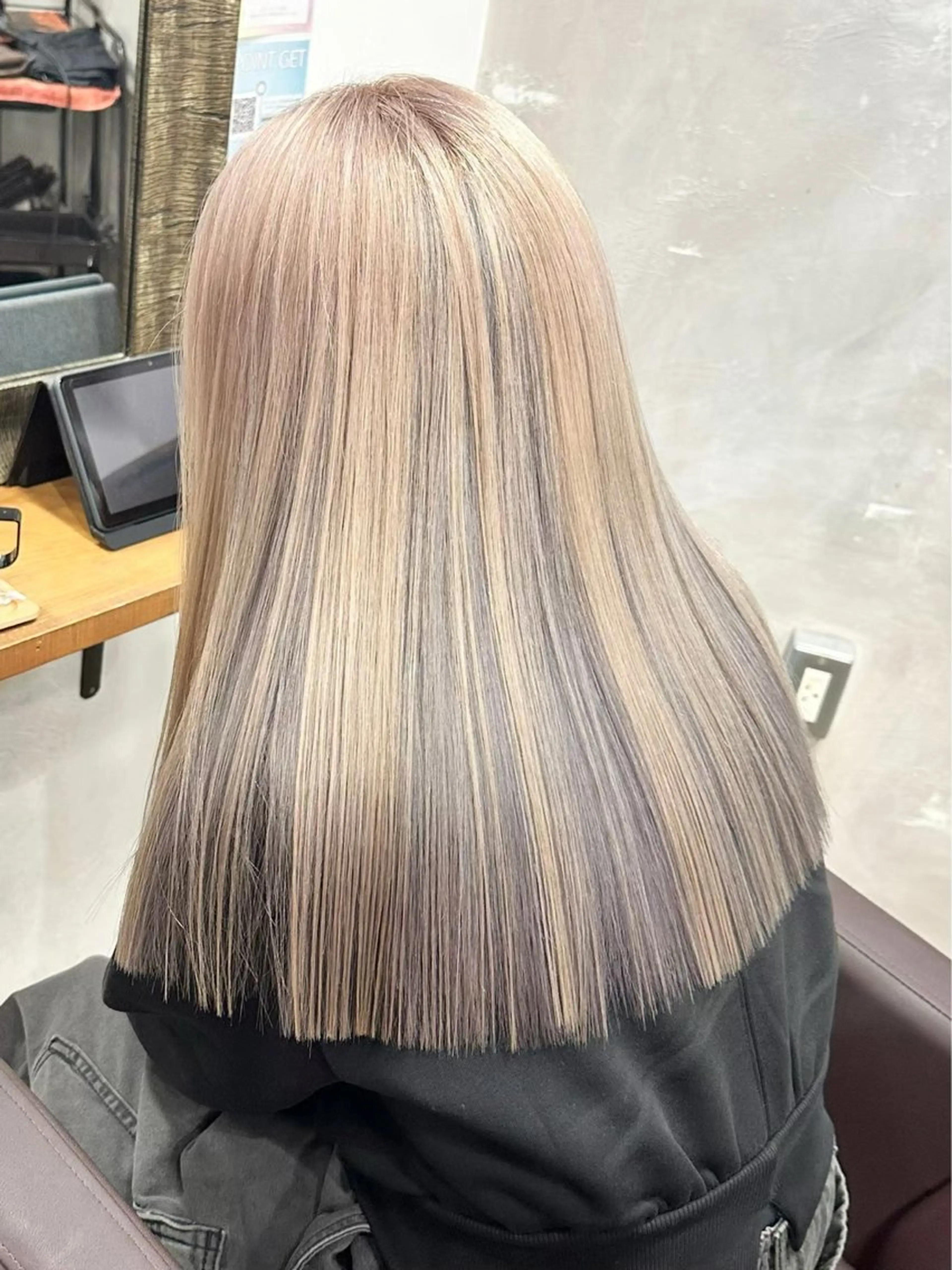 ミディアム ハイライト LORE🔷福岡天神 カット/カラー⭐️のヘアスタイル