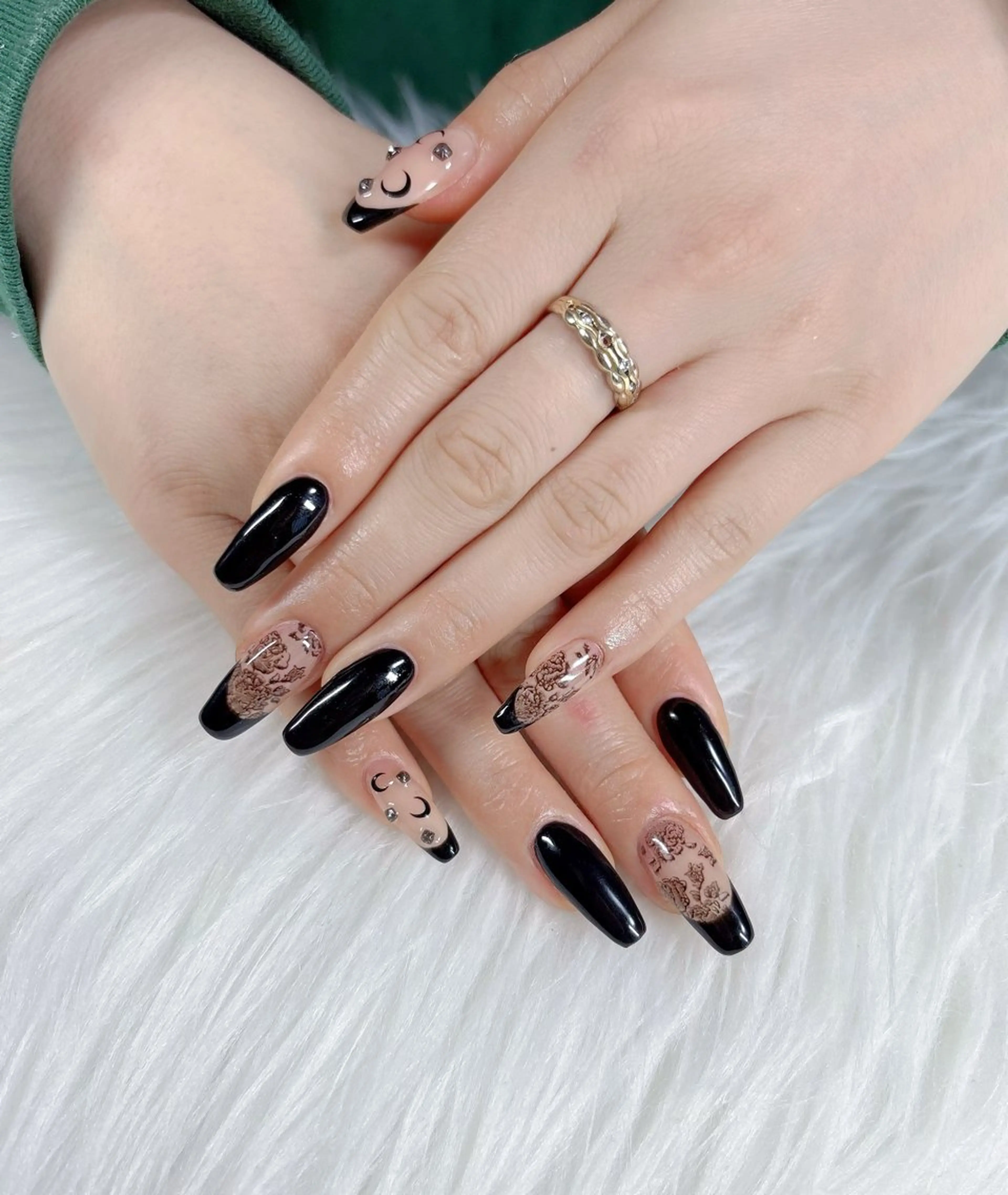 ネイル Elegance Nail本厚木店舗のネイルデザイン