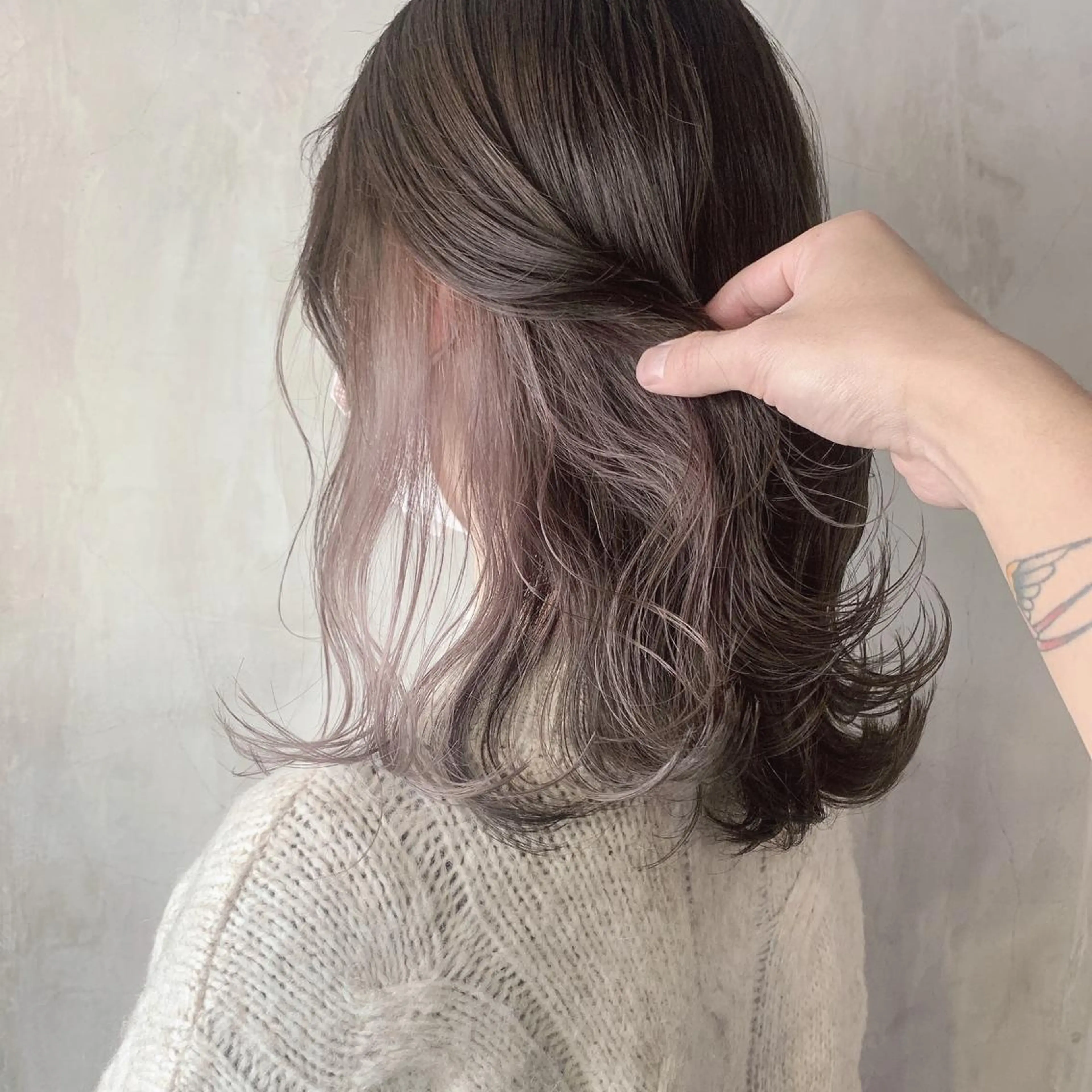 ミディアム カラー なかの たくみのヘアスタイル