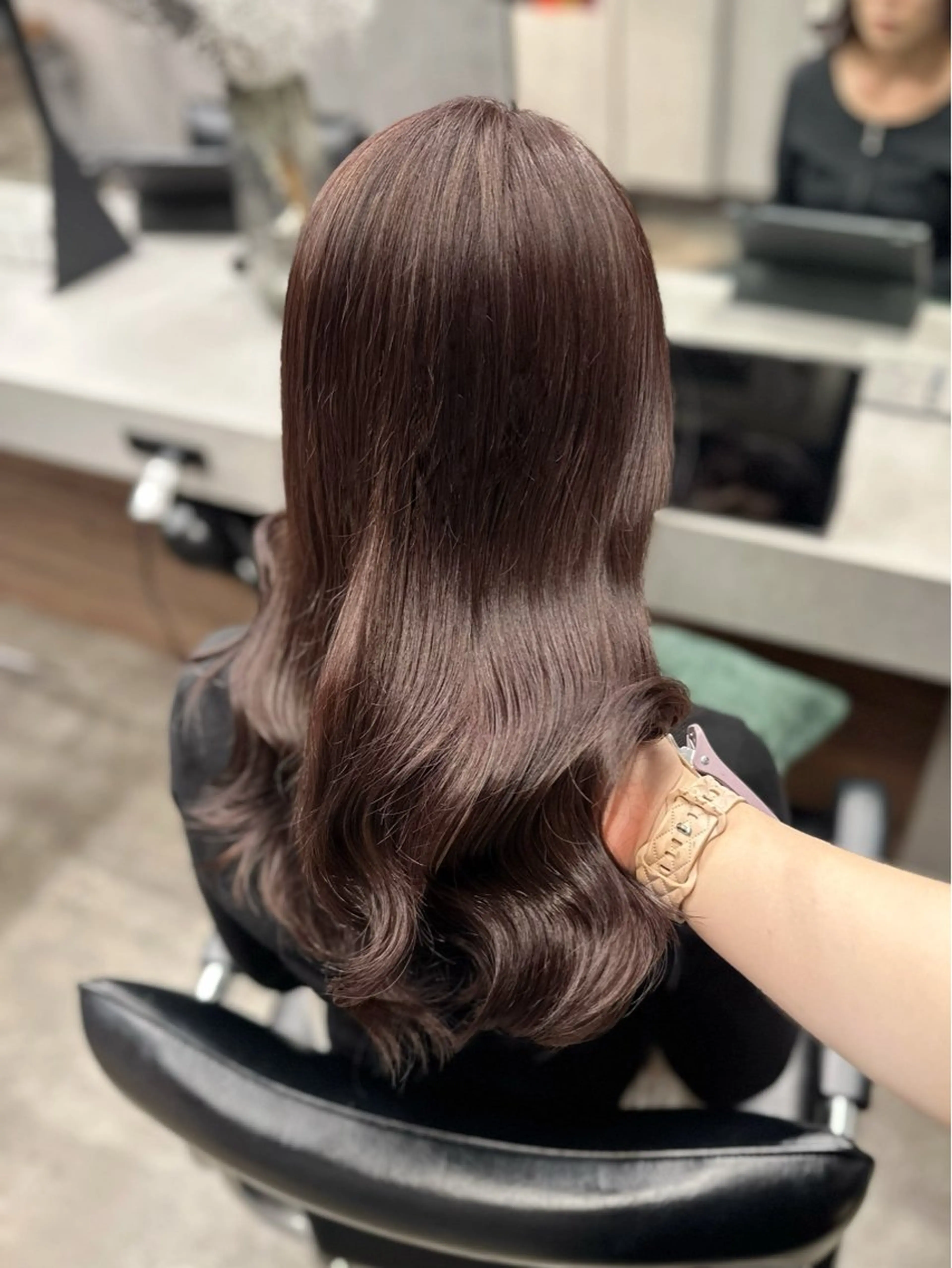 カラー ラベンダーカラー ラベンダーピンク ピンクカラー ヘアカラー ミウ/ 銀座/暖色 🫧のヘアスタイル
