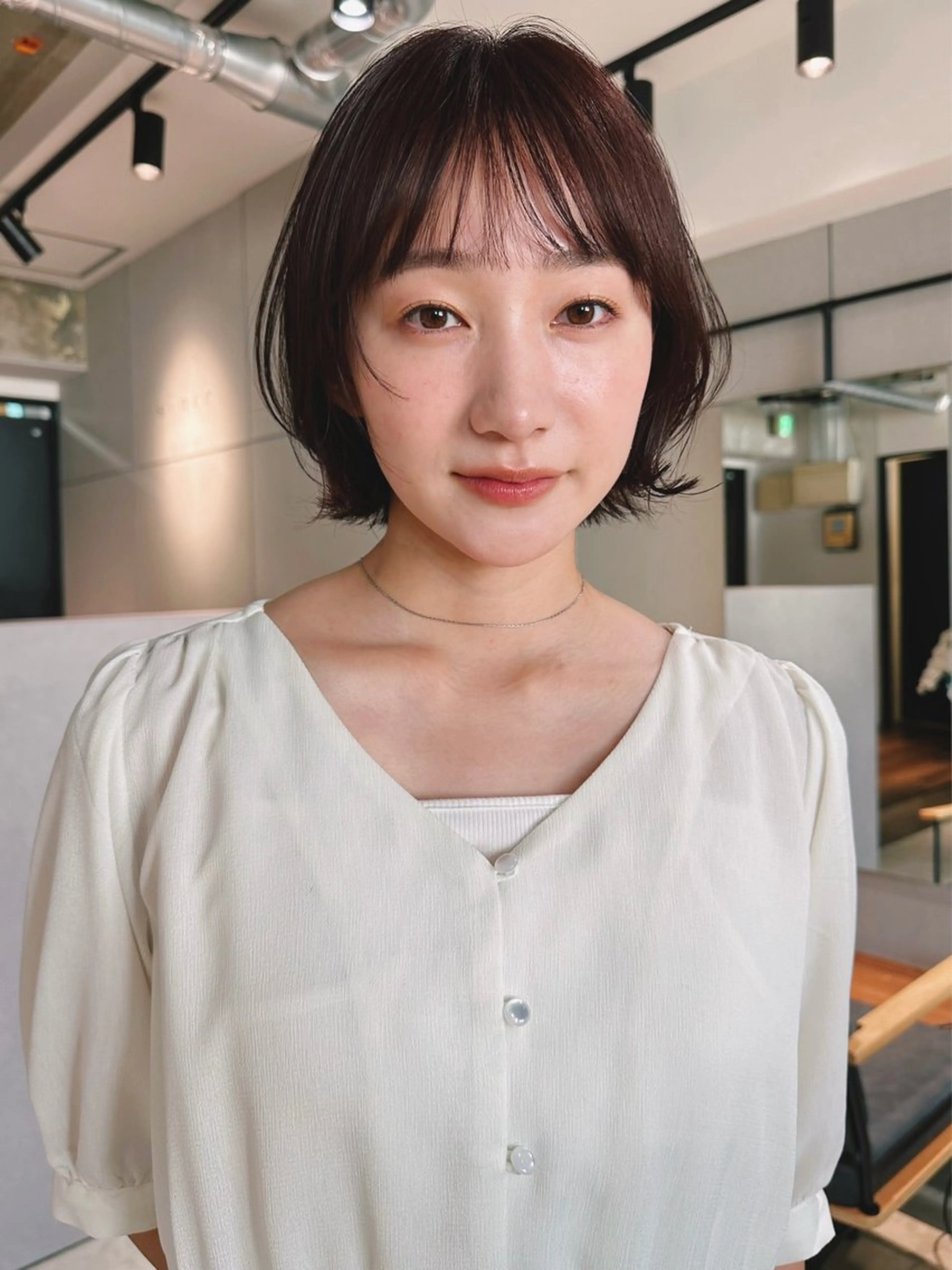 ショート カラー パーマ 🫧小顔×似合わせ× 透明感カラー🫧のヘアスタイル