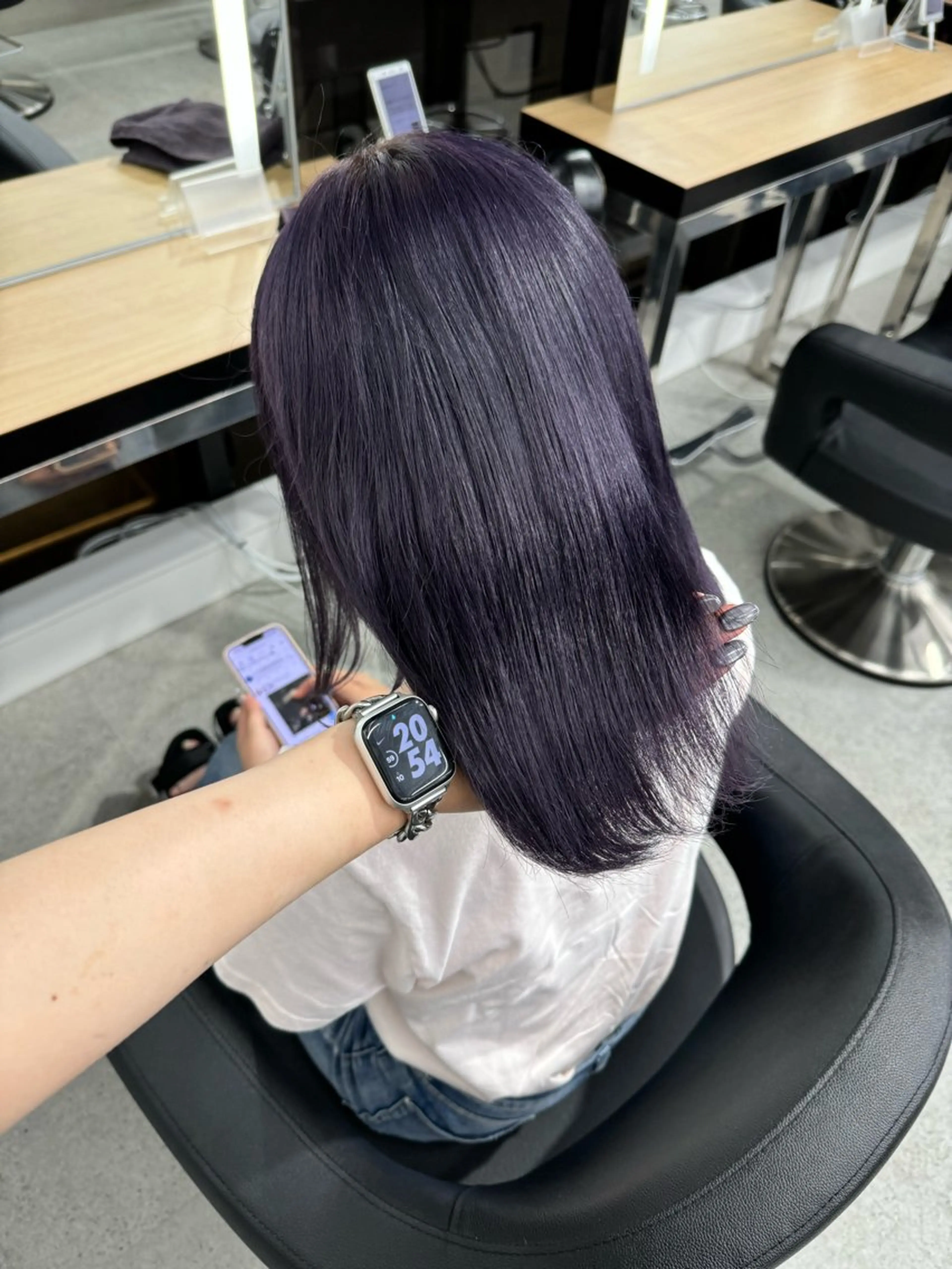 ロング カラー 暗髪🩶ラベンダー/ ブルー/ユウナ🤍のヘアスタイル