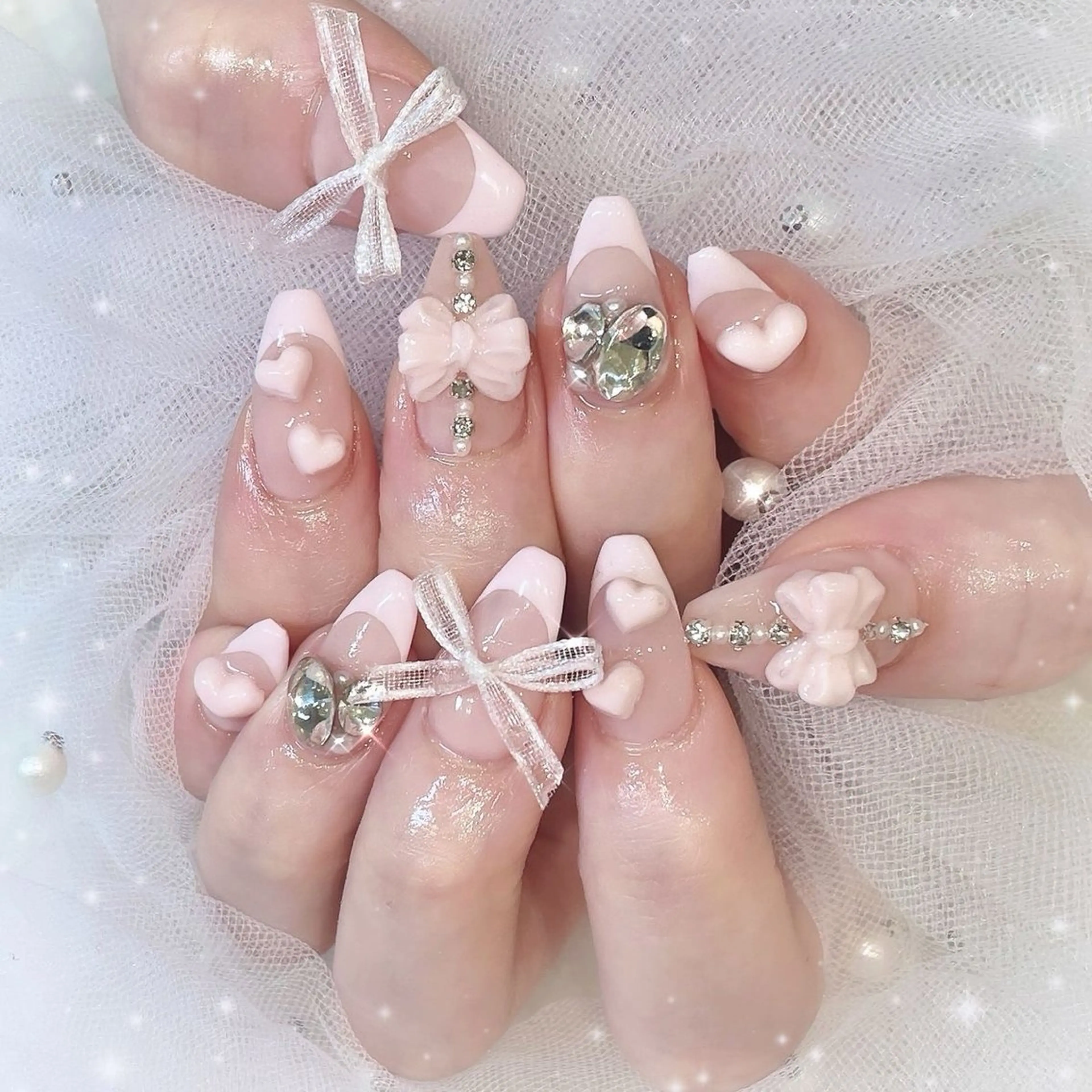 カラー グラデーションカラー ピンクカラー ハンドネイル AIN Nailのネイルデザイン