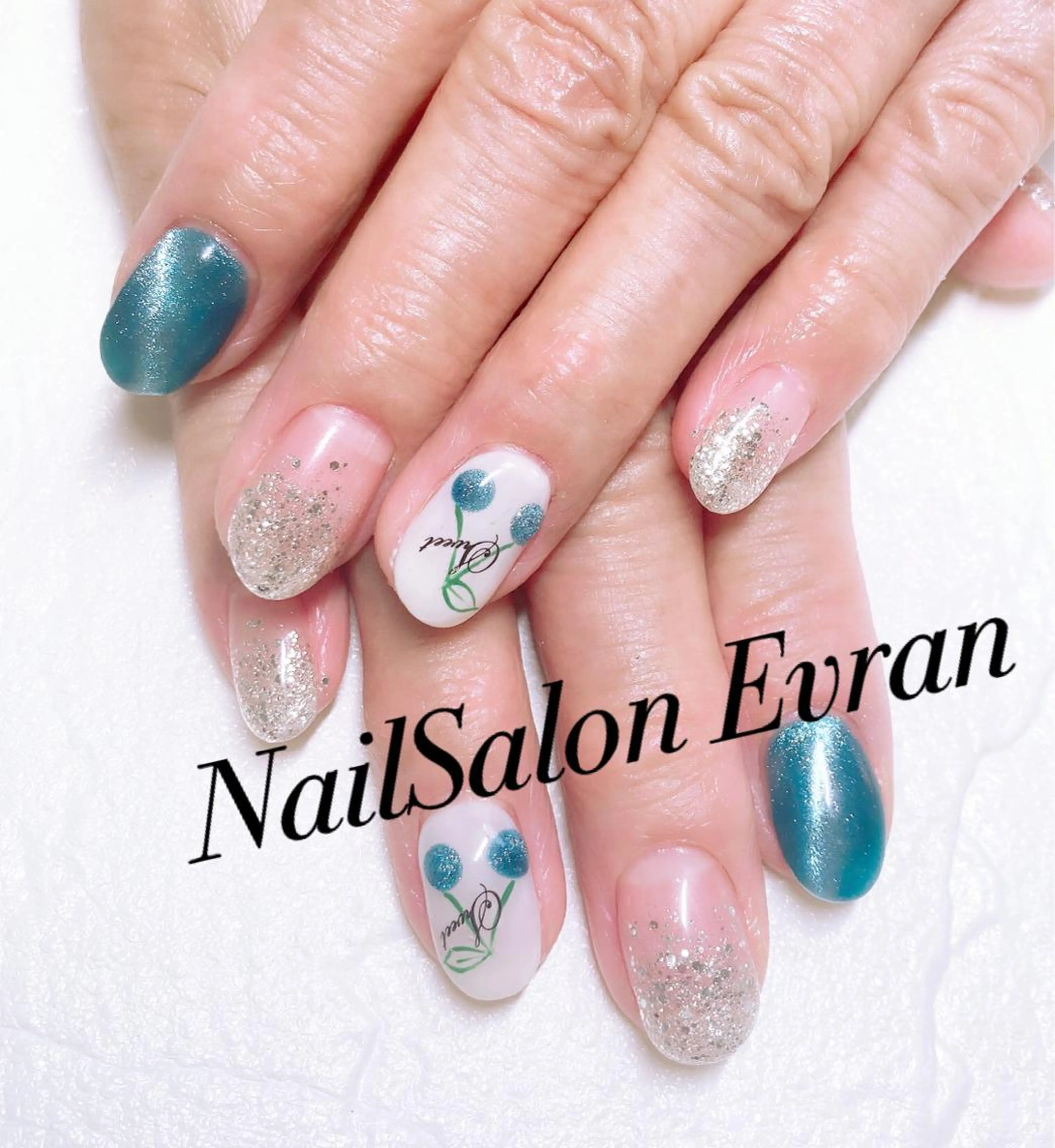 ネイル Nail salon Evranのネイルデザイン