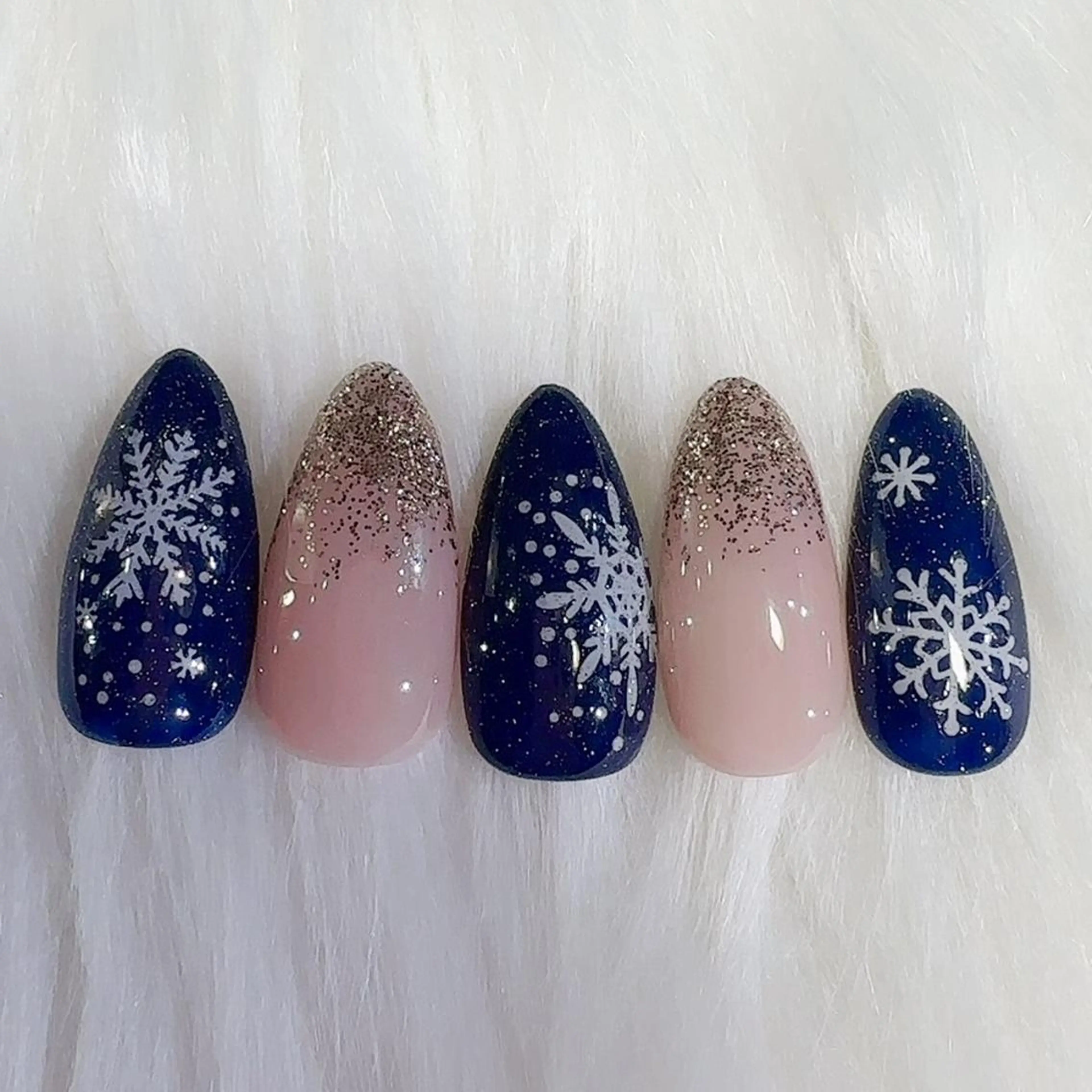 ネイル ハンドネイル ハンドケア ★ジェルネイル★ 伊勢崎【KARAT】のネイルデザイン