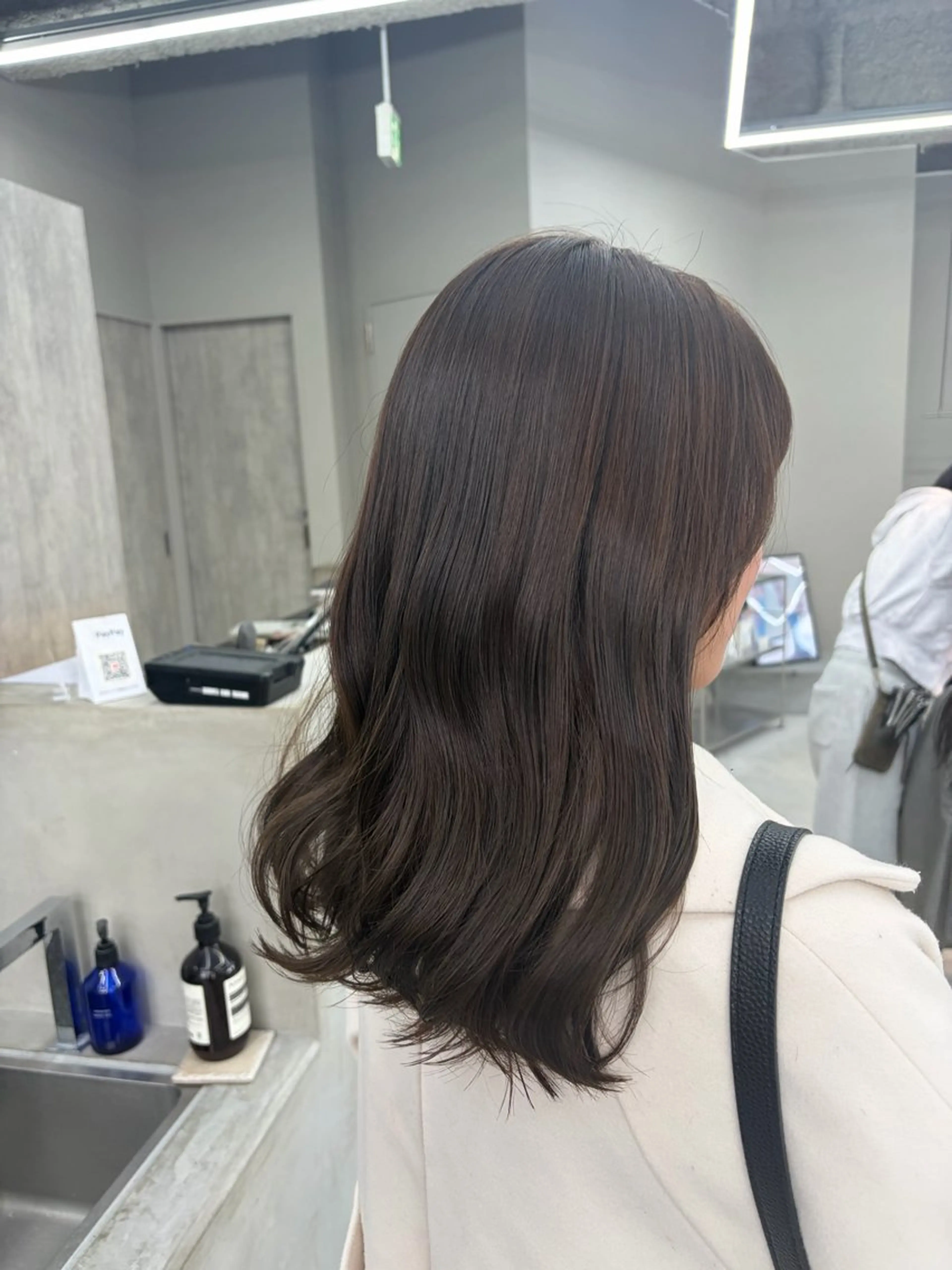 セミロング ヘアカラー kurune chikaのヘアスタイル