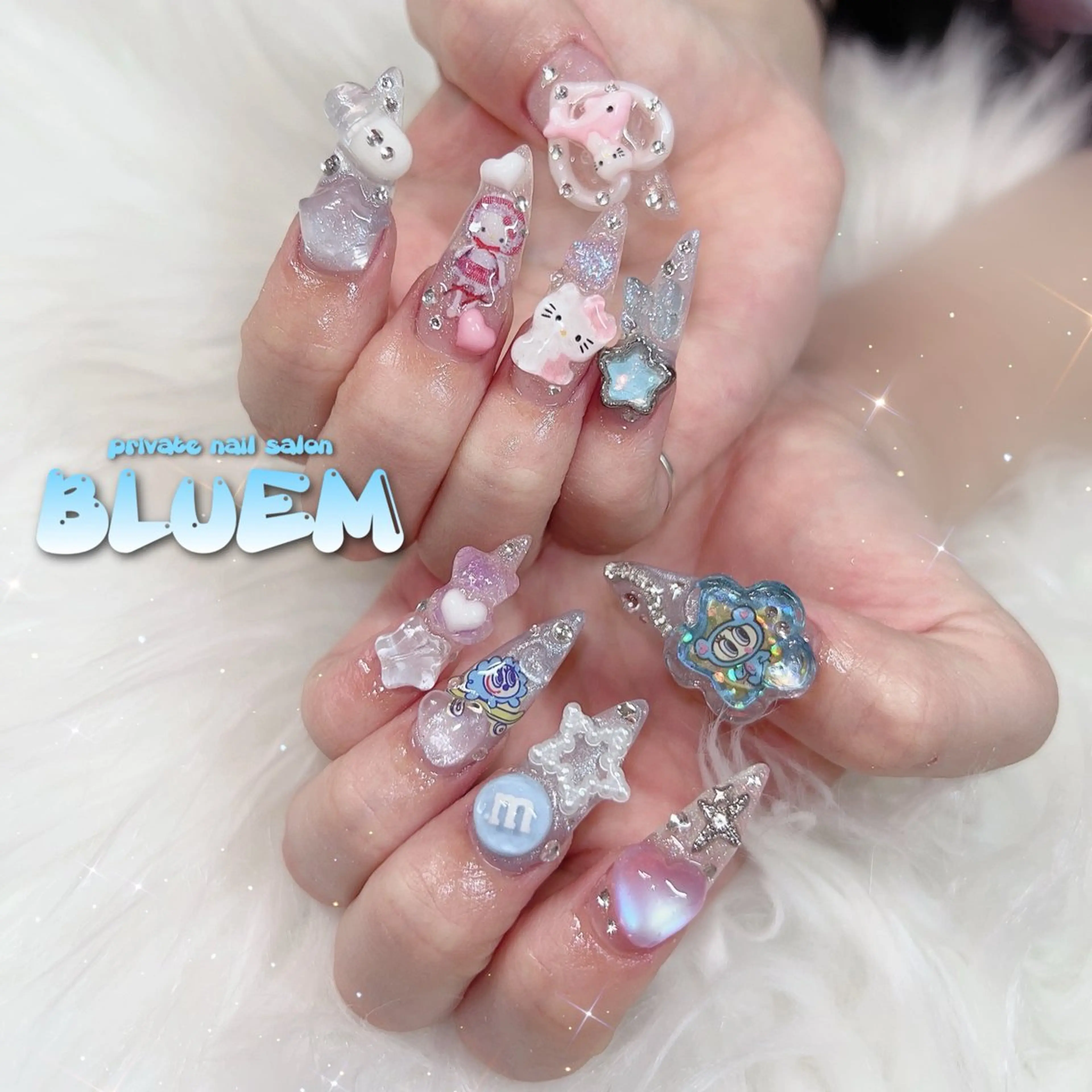 ネイル ハンドネイル BLUEM なな🐶のネイルデザイン