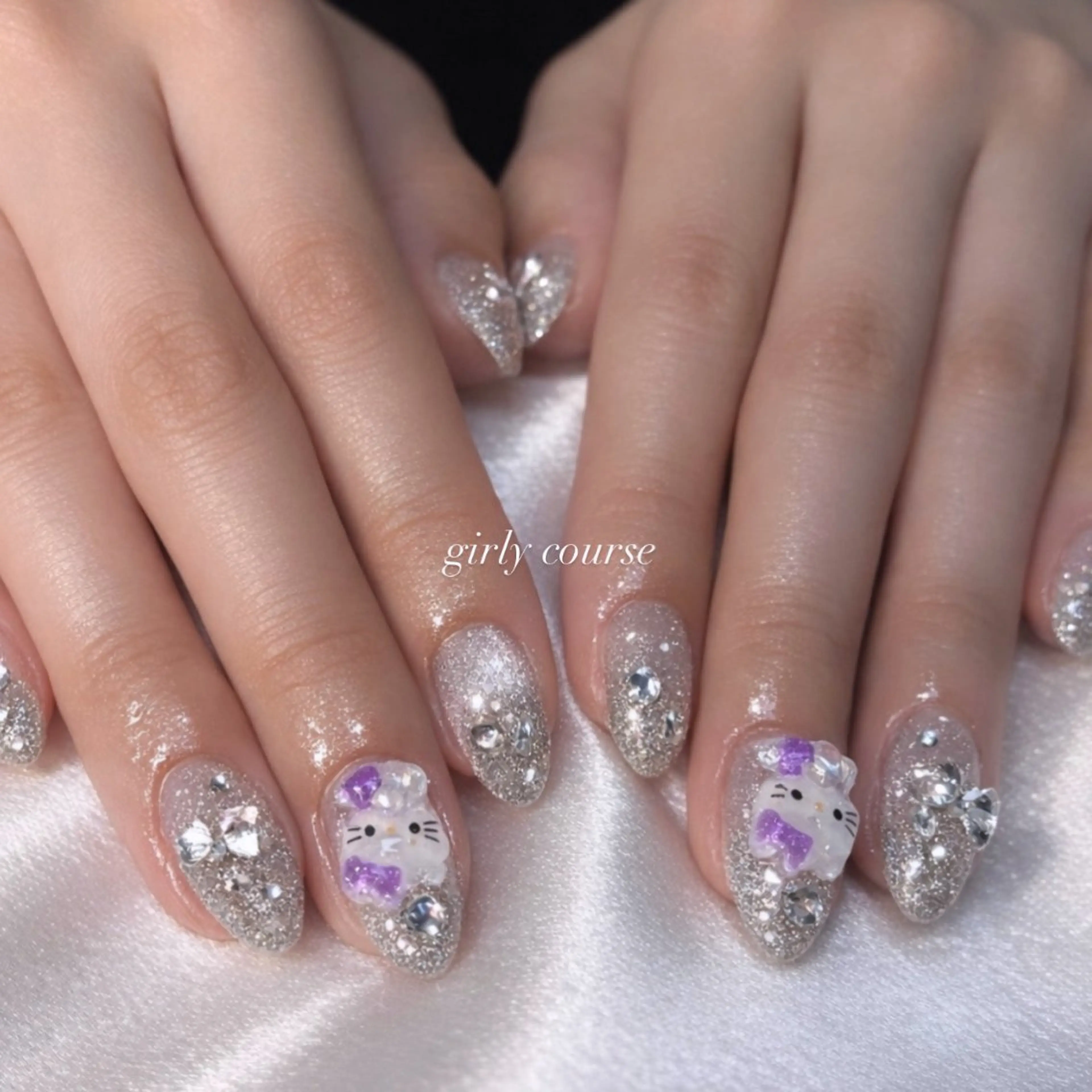 ミディアム ハンドネイル soin.nail aiのネイルデザイン