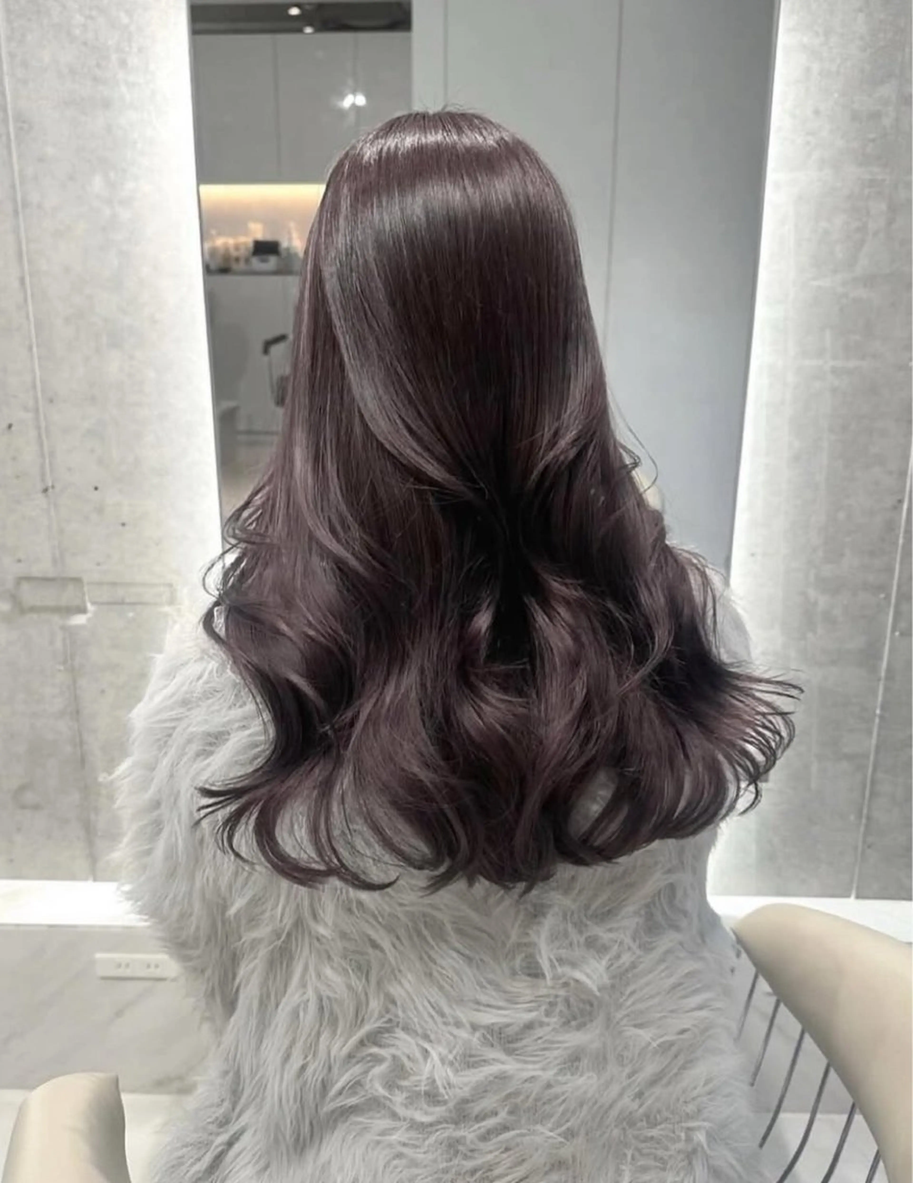 セミロング カラー ♡Yoshino♡ 色っぽトレンドヘアのヘアスタイル