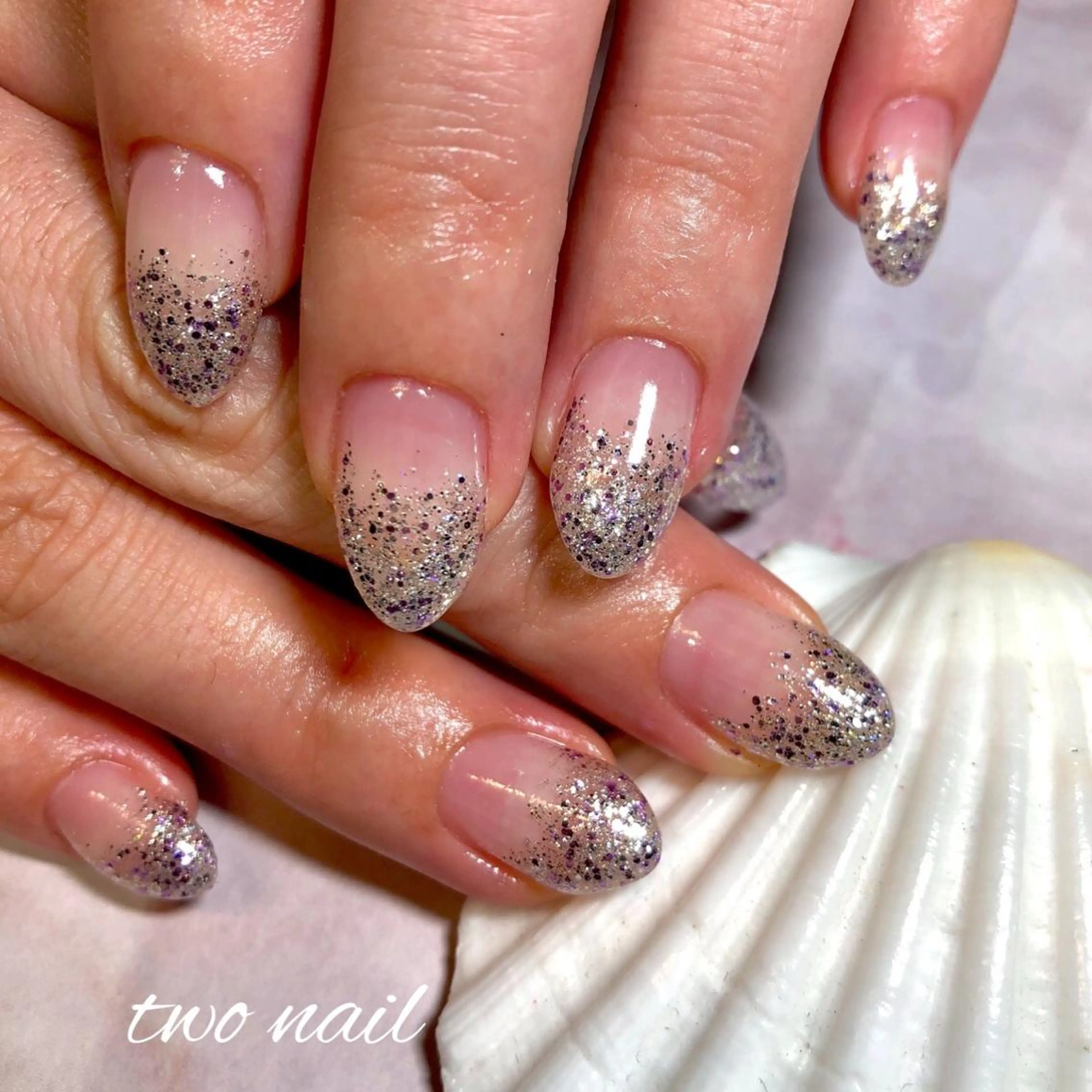 ネイル フットネイル グラデーション ハート キラキラネイル ラメ(グリッター) ハンドネイル two nailのネイルデザイン