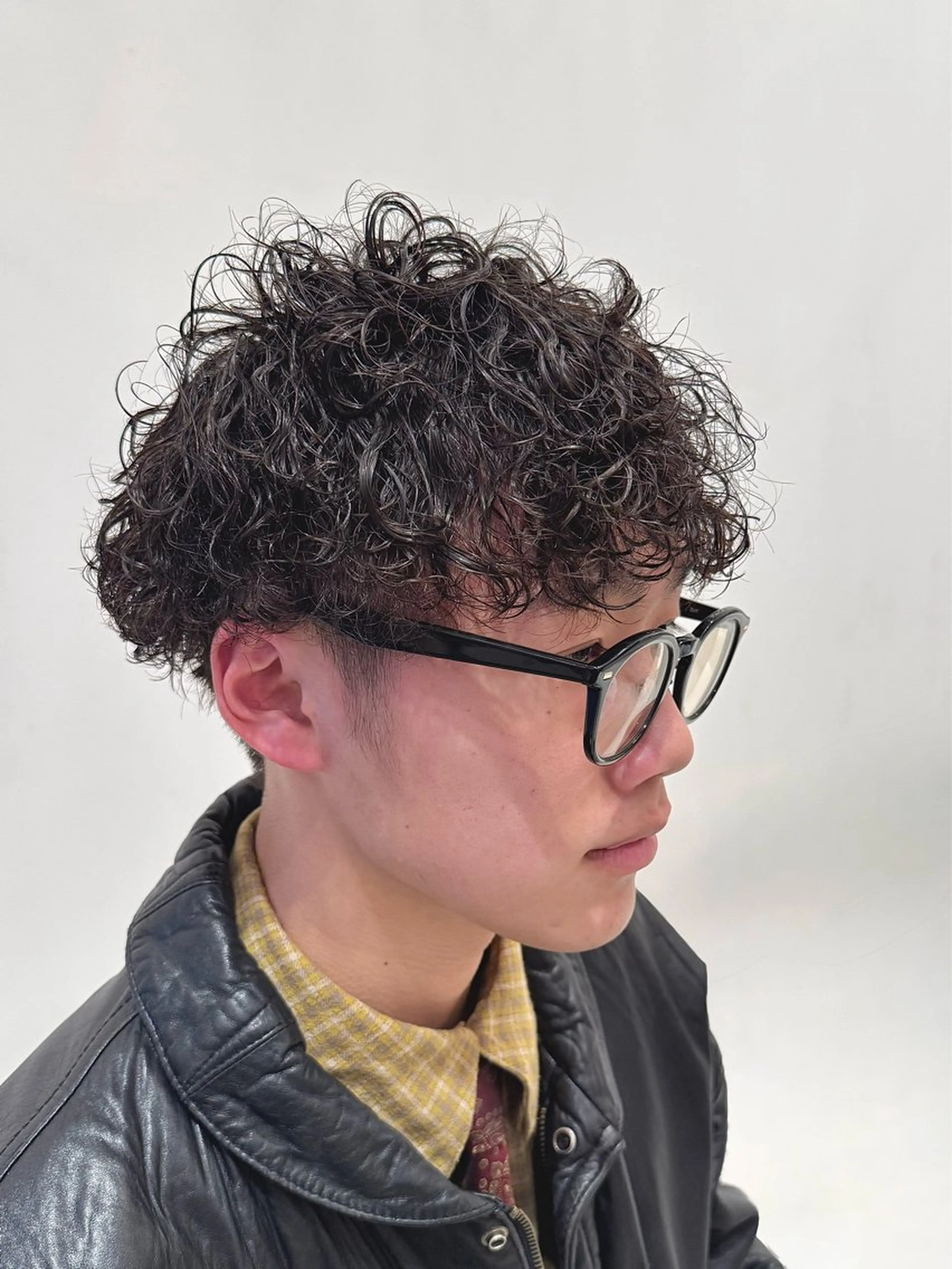 ショート パーマ スパイラルパーマ カット パーマ イメージサロンカッツ東尾道店所属・CUTS 東尾道/ 市川聖也のヘアスタイル