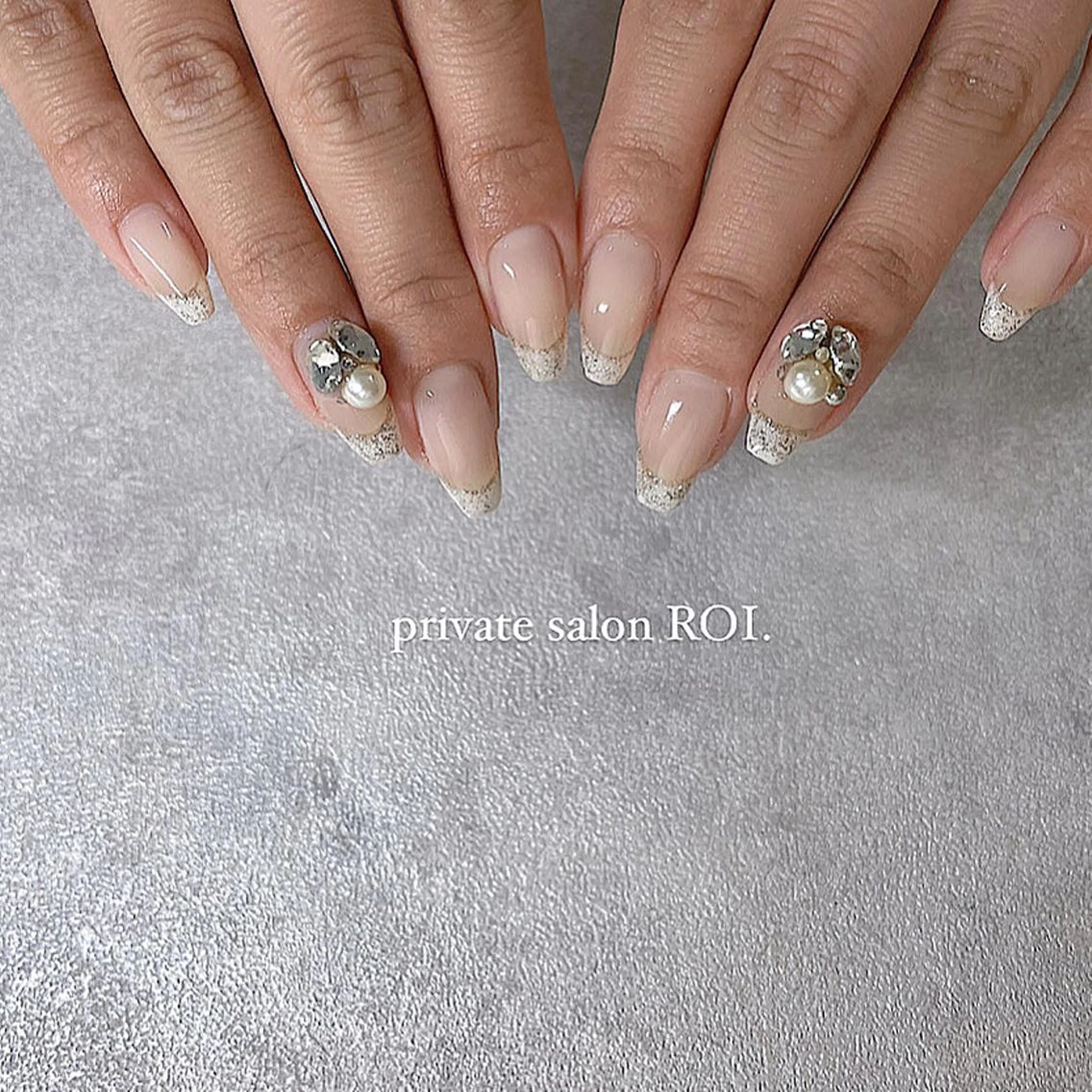 ネイル フレンチネイル ハンドネイル ROI. Ayumi.のネイルデザイン