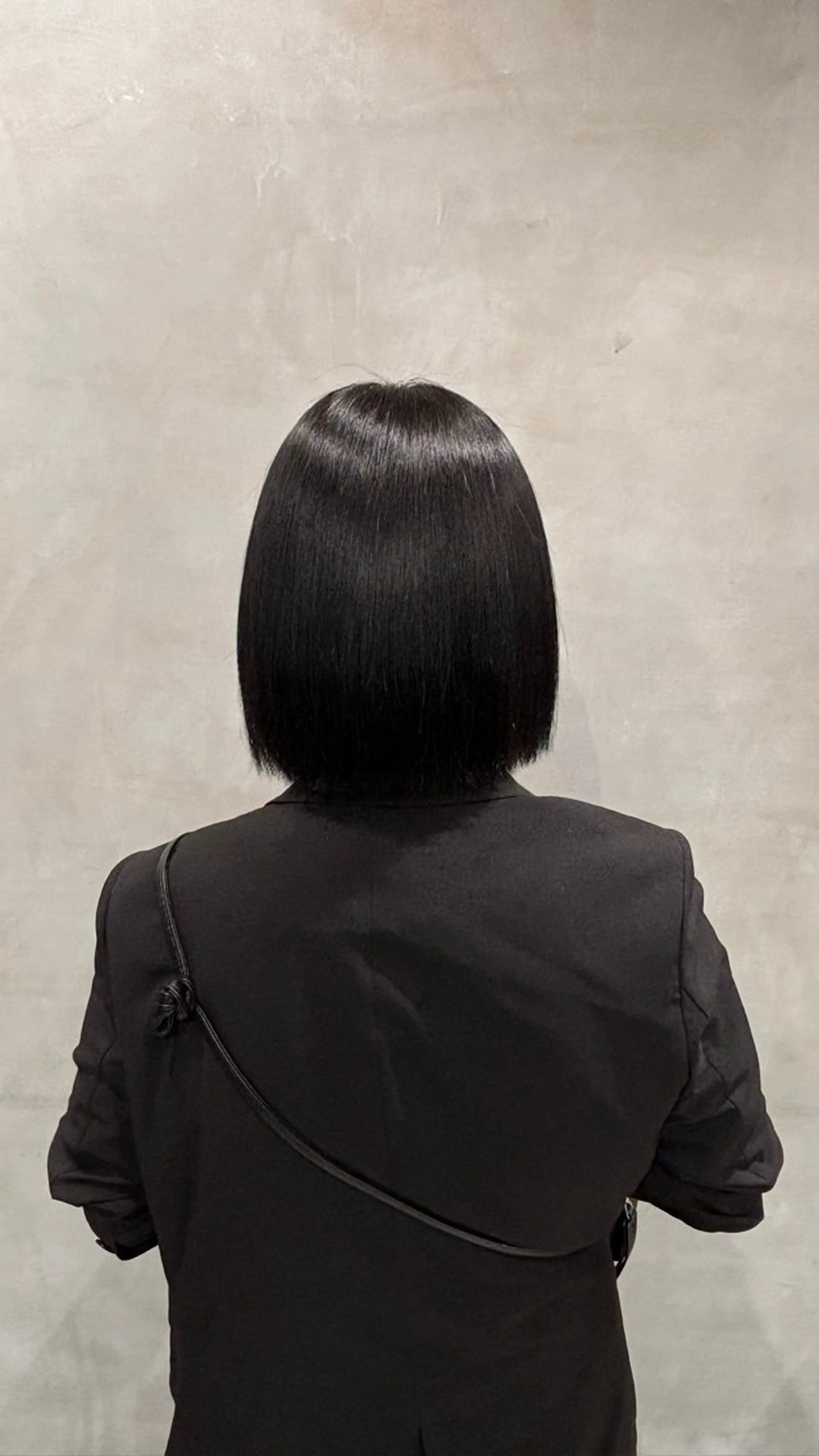 ショート カラー ブルーカラー 透明感カラー 似合わせカット ヘアカラー トリートメント 艶カラー✨️縮毛矯正 ×耳ツボ💠mamiのヘアスタイル