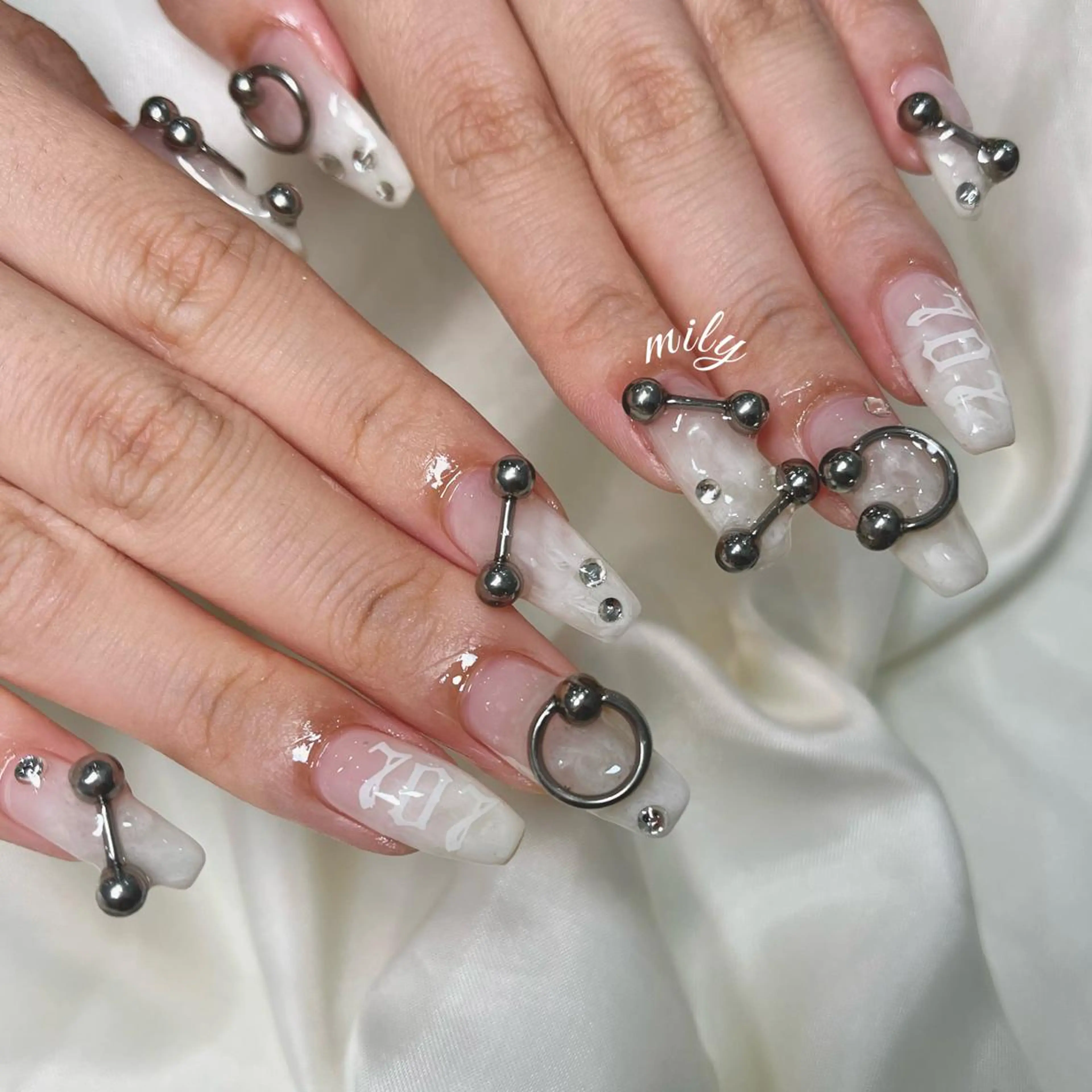 ネイル 持ち込み 韓国ネイル☁️ haruna🌛のネイルデザイン