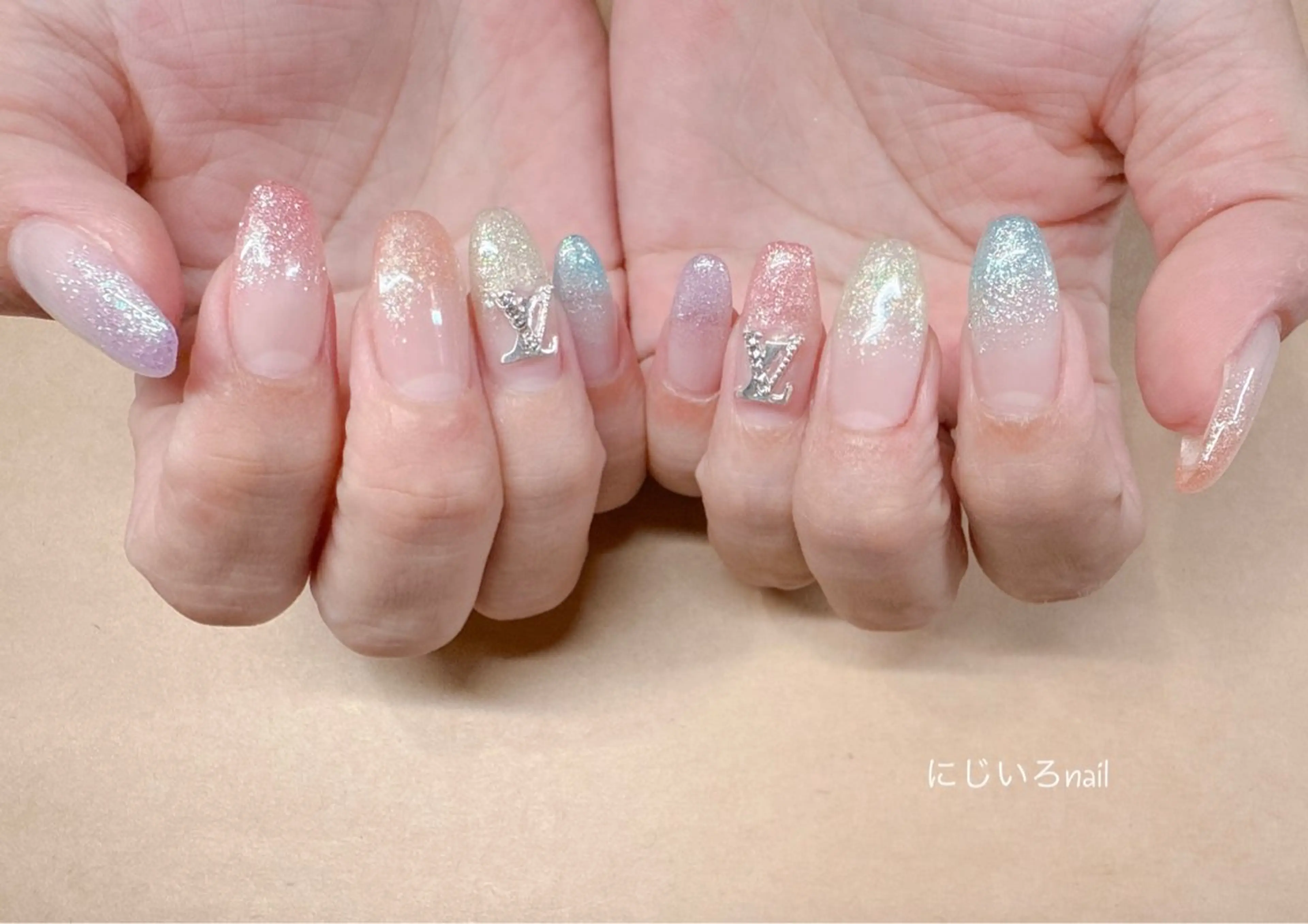 ネイル にじいろ nailのネイルデザイン