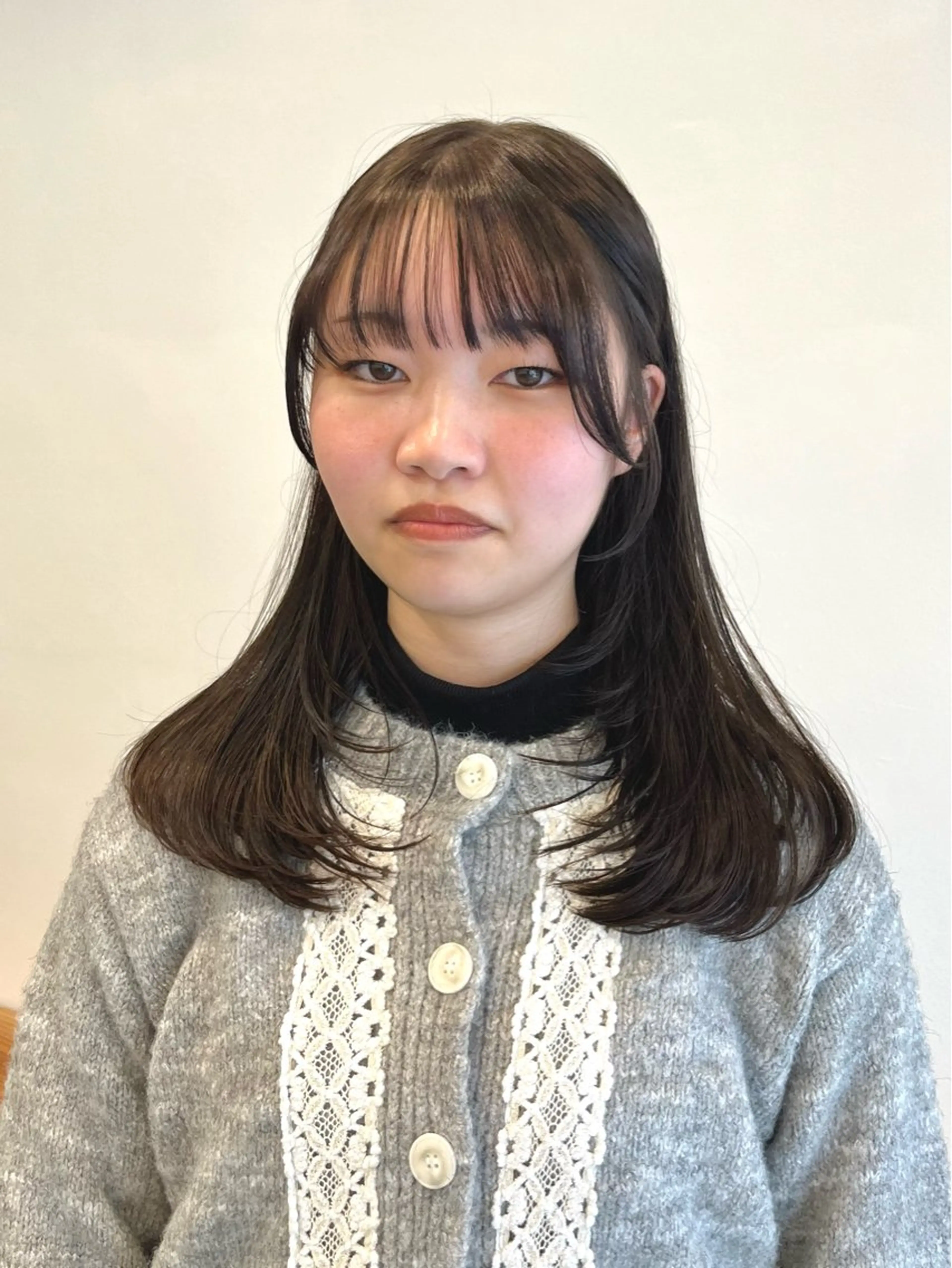 ロング カラー ショートボブ ブルーカラー ブルーグレー ブルーグレージュ グレージュ カット ヘアカラー VIEW EHIME 齋藤  あつきのヘアスタイル