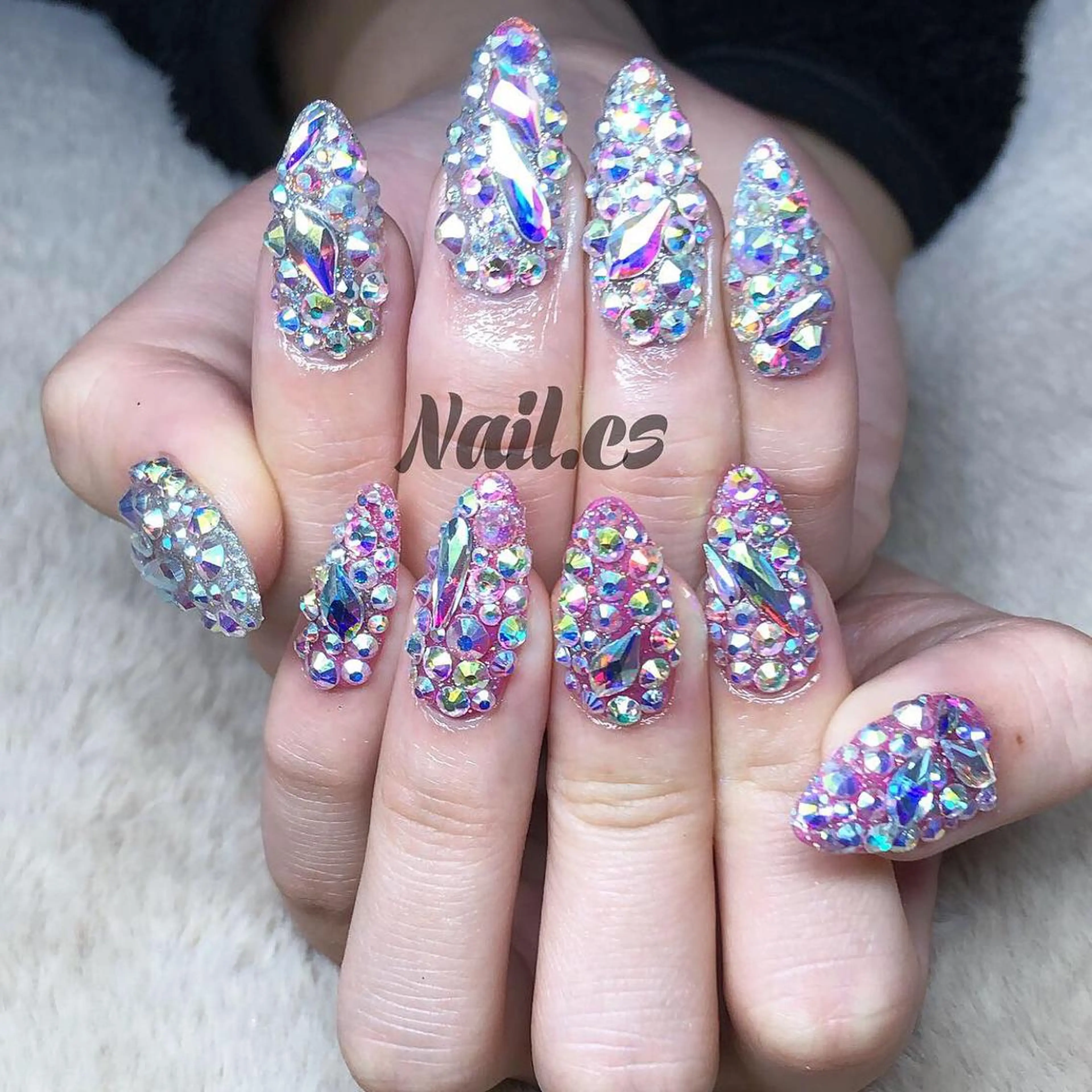 ネイル Nail.cs🪞 CHIHARUのマツエク・マツパデザイン