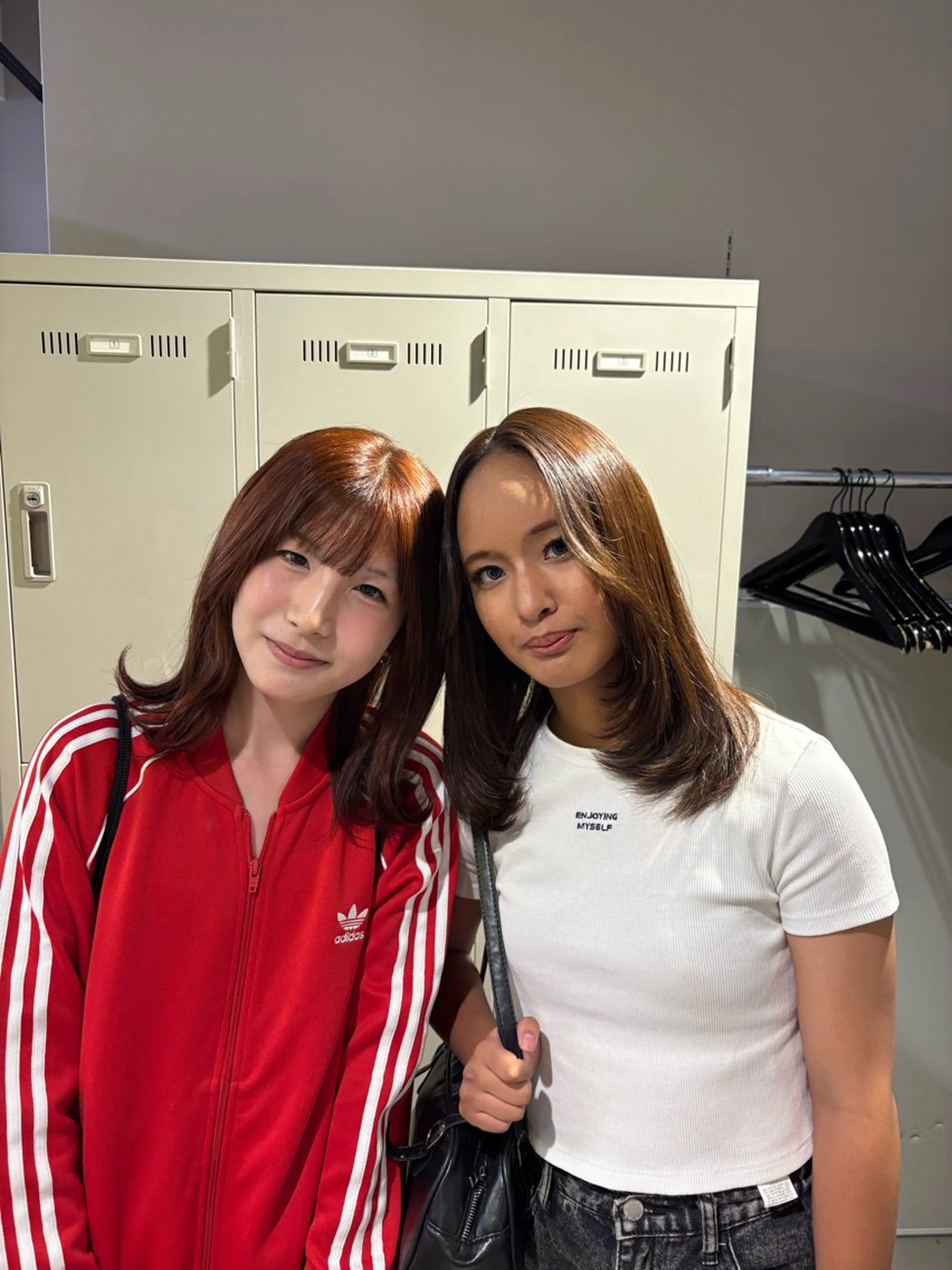 カラー ヘアカラー トリートメント 透明感ベージュ🤎 ナチュラルレイヤーのヘアスタイル