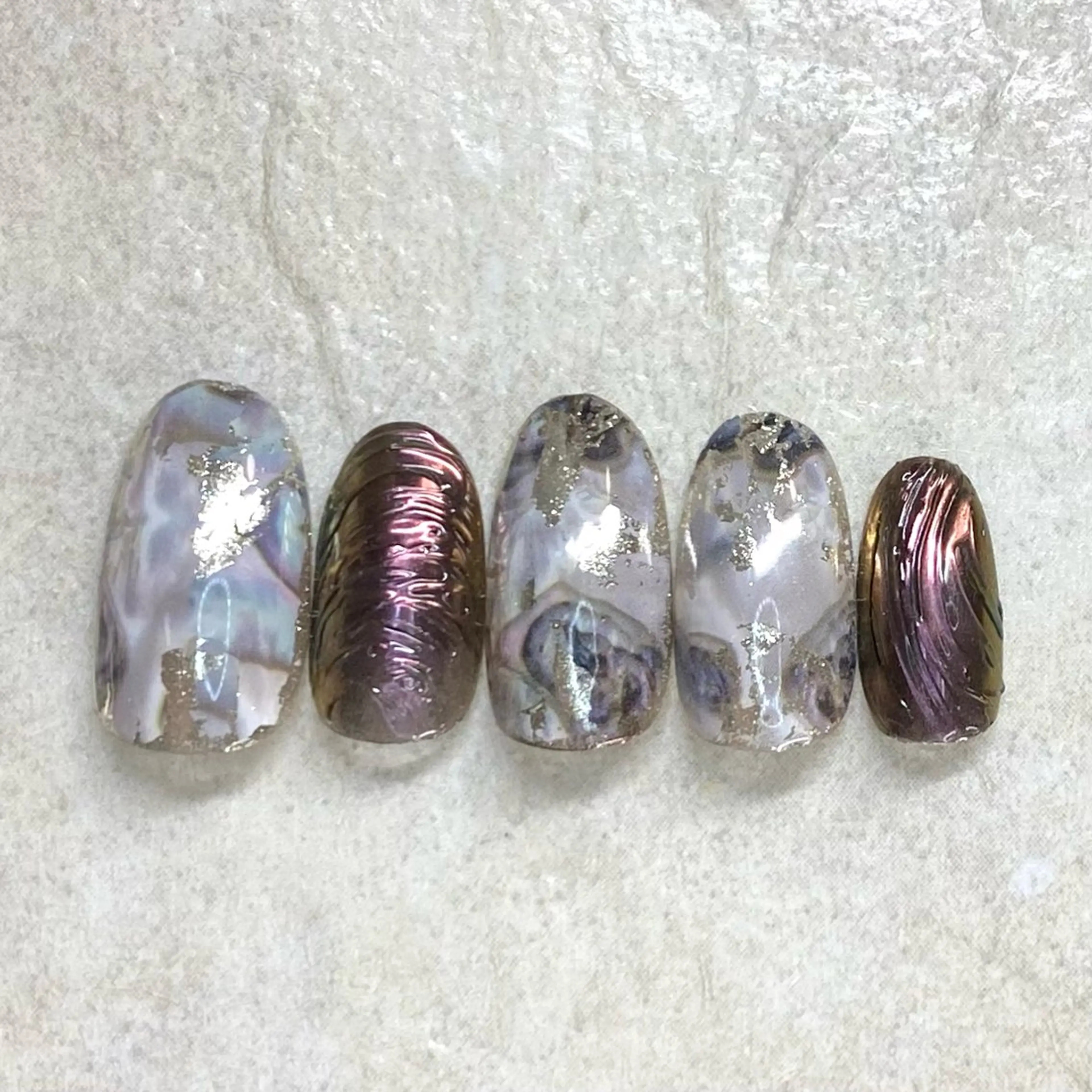 ネイル オーロラネイル ミラーネイル ニュアンスネイル ぷっくりネイル ハンドネイル 六本木ネイル阡夜一夜 当日＆持ち込み歓迎のネイルデザイン