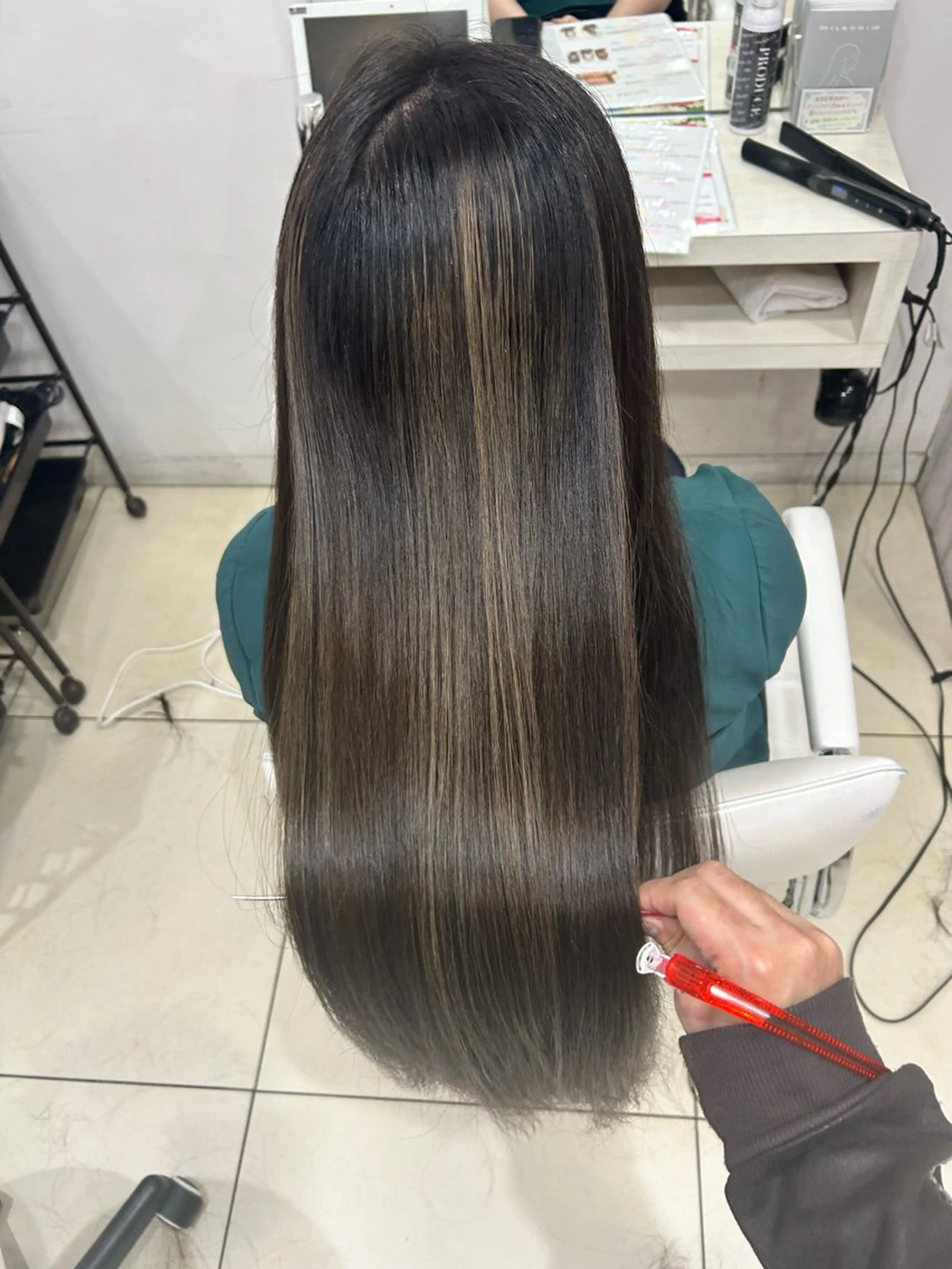 ロング カット ヘアカラー トリートメント 【髪質改善カラー】 瀧田嵐士🇰🇷のヘアスタイル