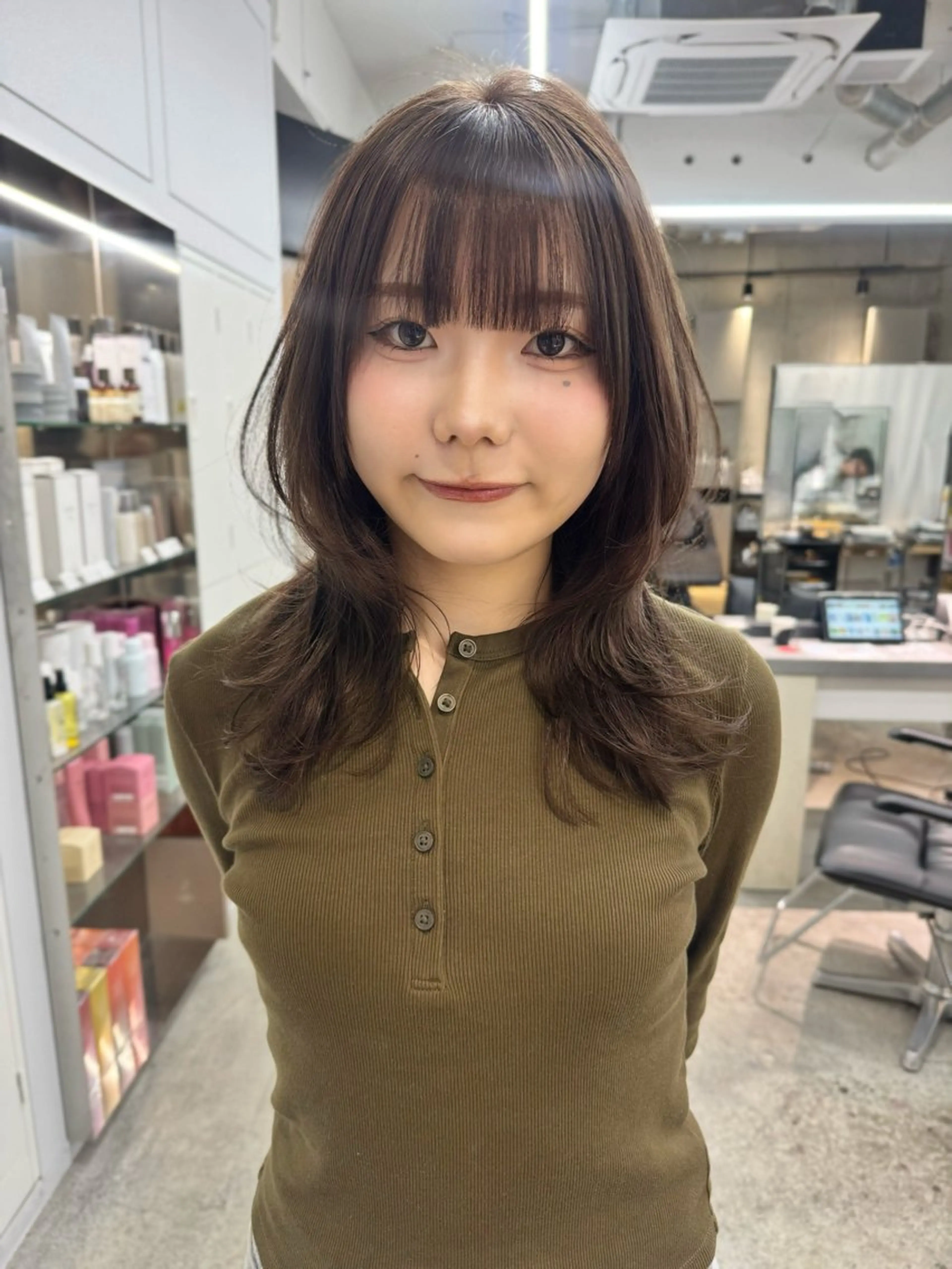 ミディアム カラー ハッシュカット ヘアカラー トリートメント ✨ブリーチ/顔周り レイヤー¦YUKA✨のヘアスタイル