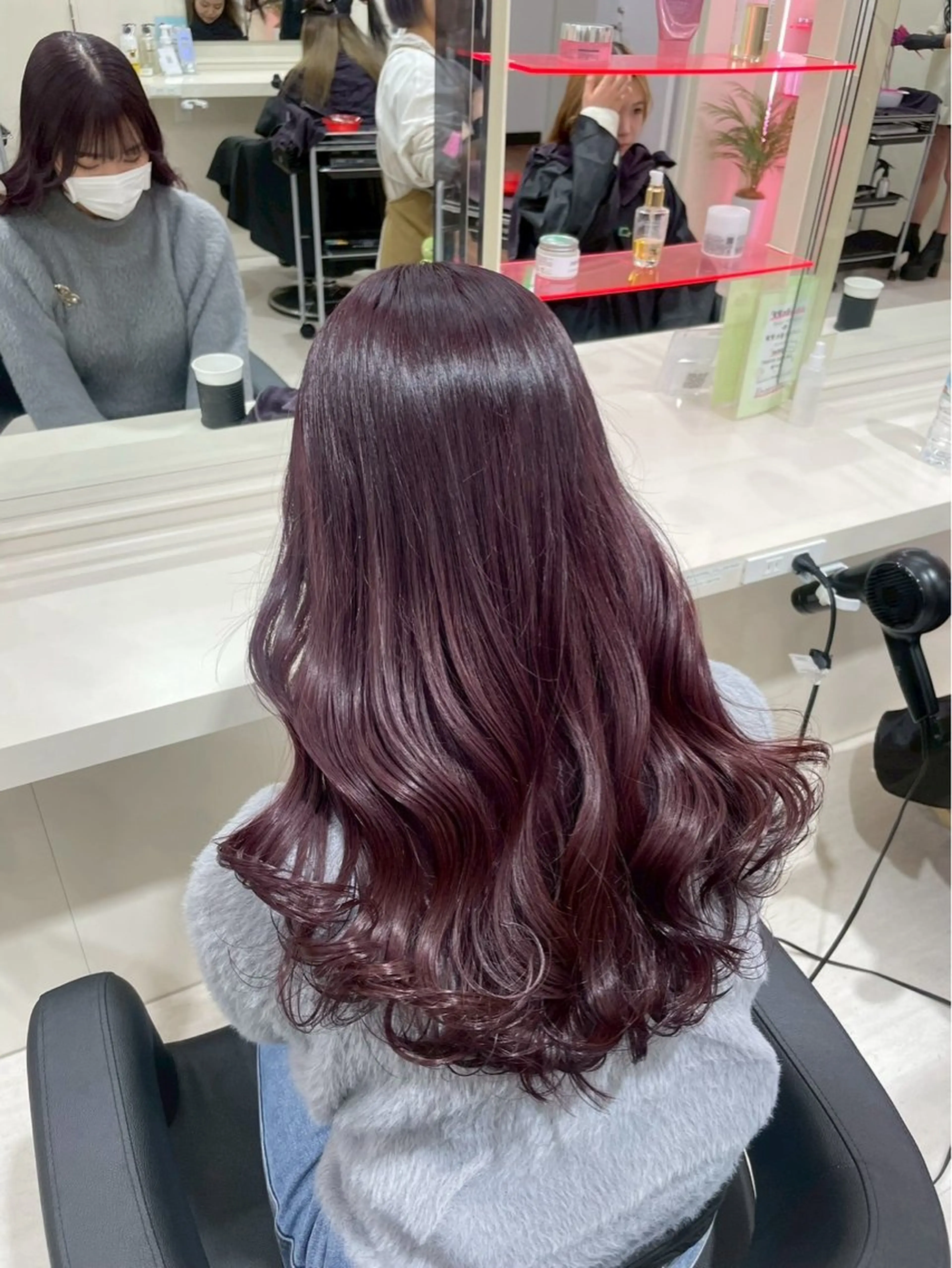 ロング カラー トレンド暖色ヘア🍒 miu🍒のヘアスタイル