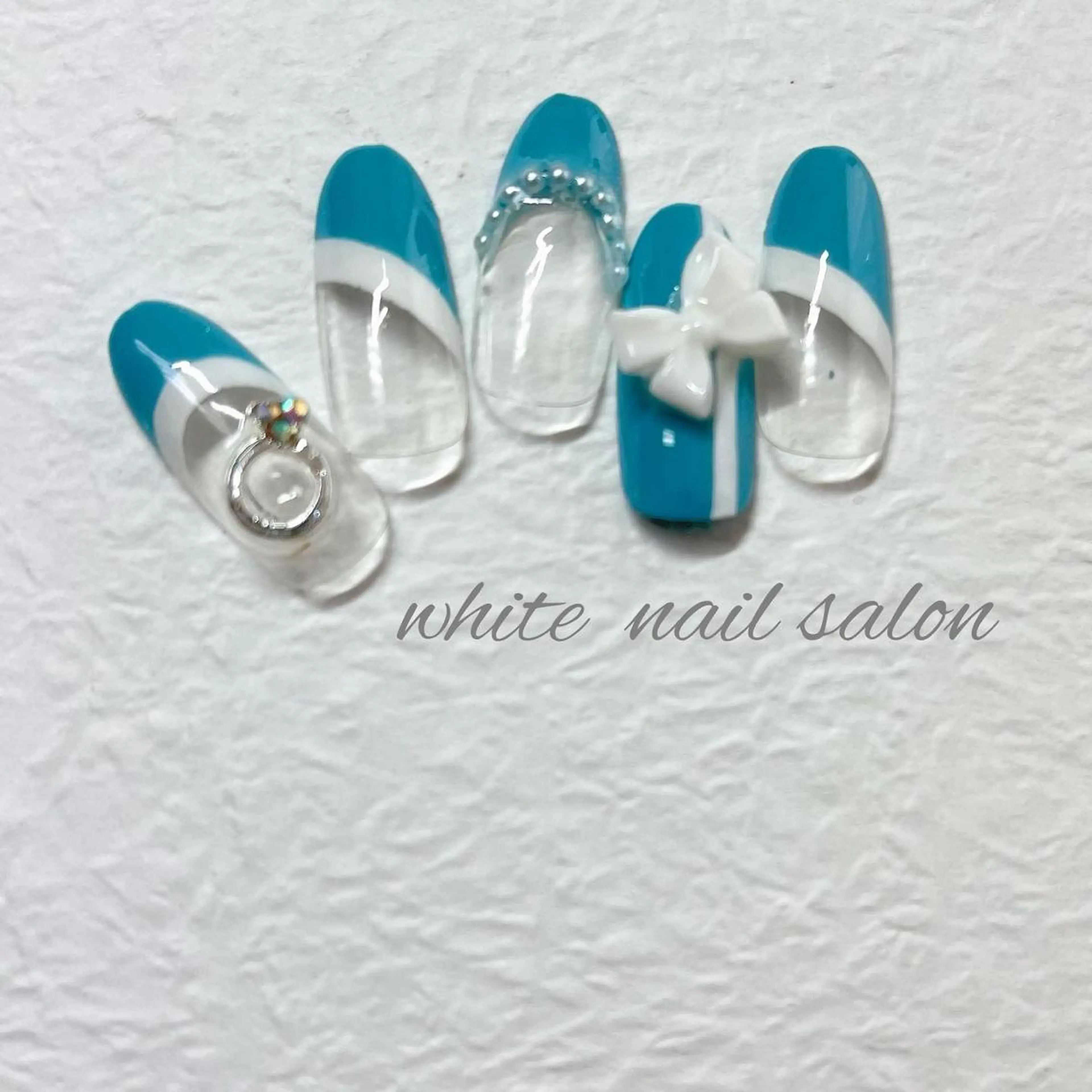 ネイル ジェルネイル ハードジェル ラメ(グリッター) 持ち込み ソフトジェル white nail salonのネイルデザイン