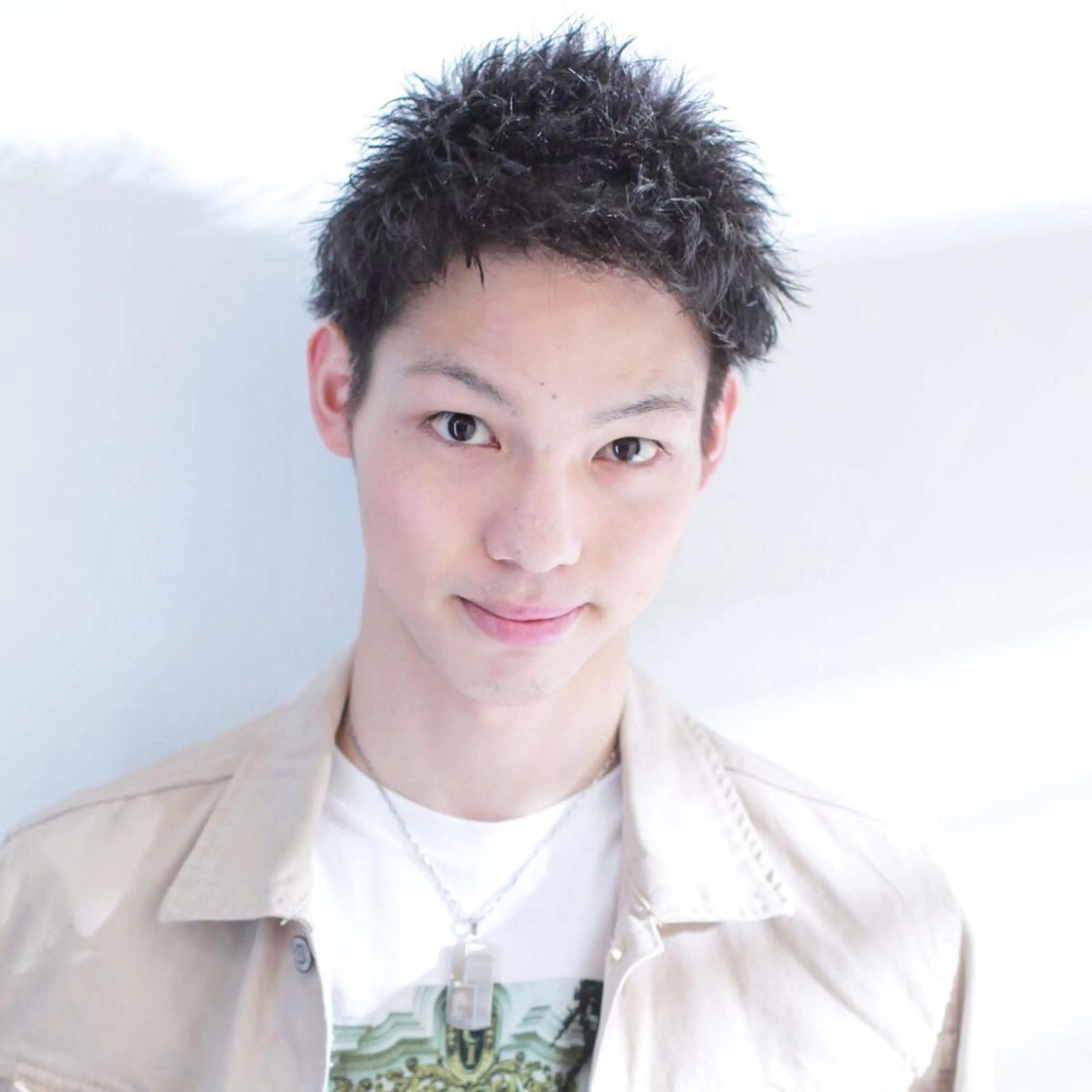 ショート カラー メンズ メンズヘア特化 崎田 成人のヘアスタイル