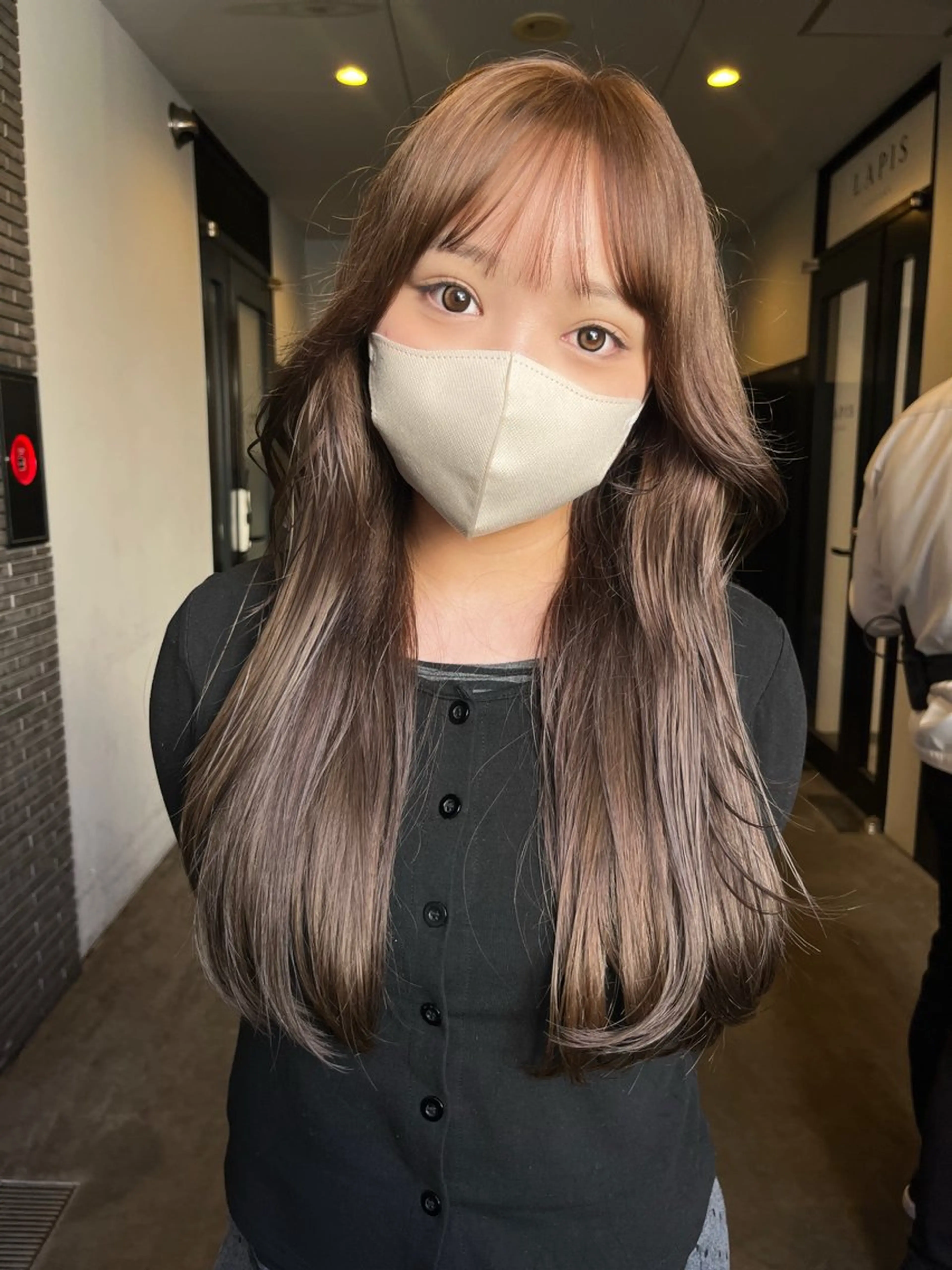 セミロング カラー hono/ボブ/ ハイトーン/ベージュのヘアスタイル