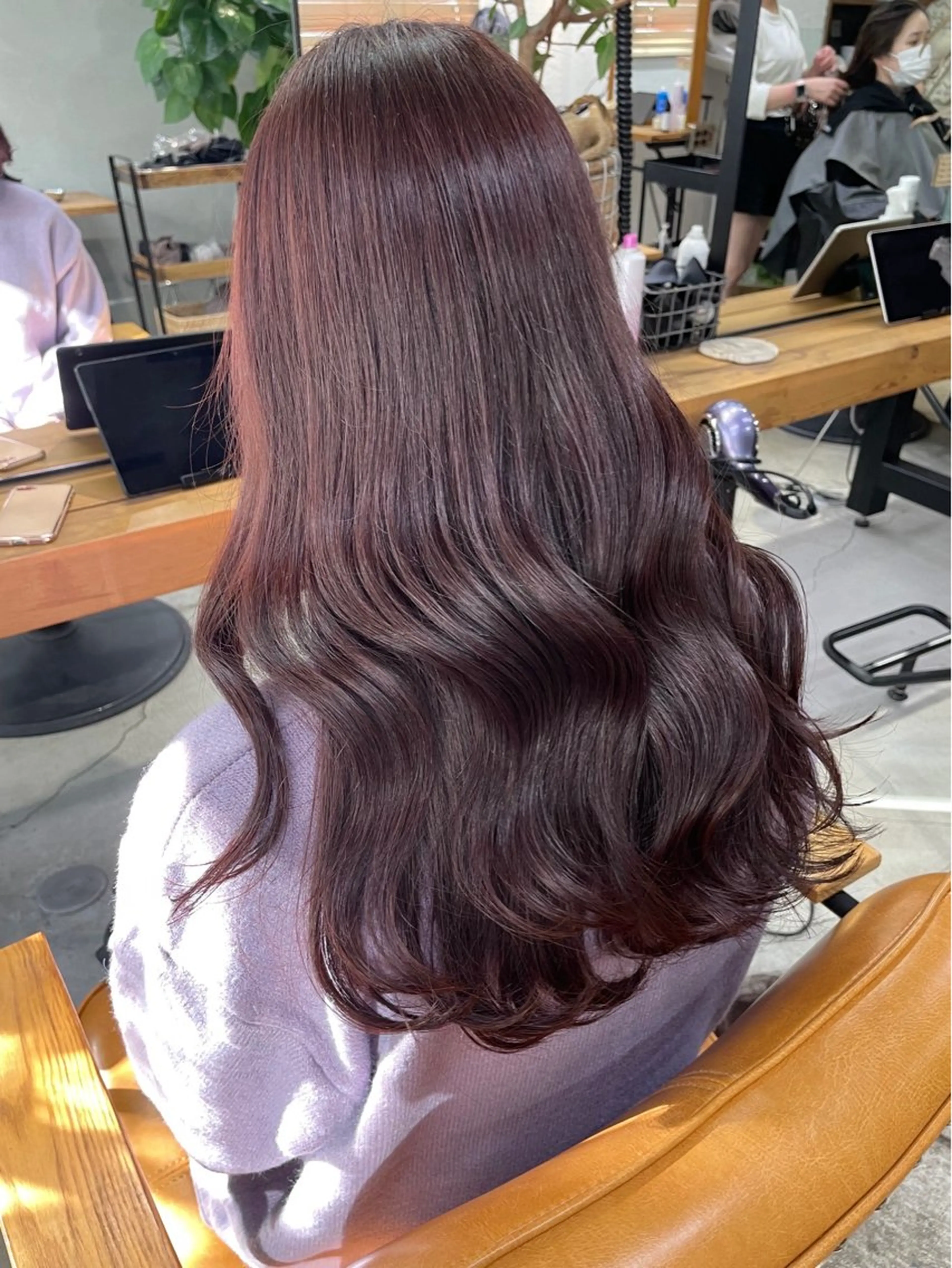 ロング カラー カット ヘアカラー トリートメント 韓国ヘア/暖色カラー 新美多英のヘアスタイル