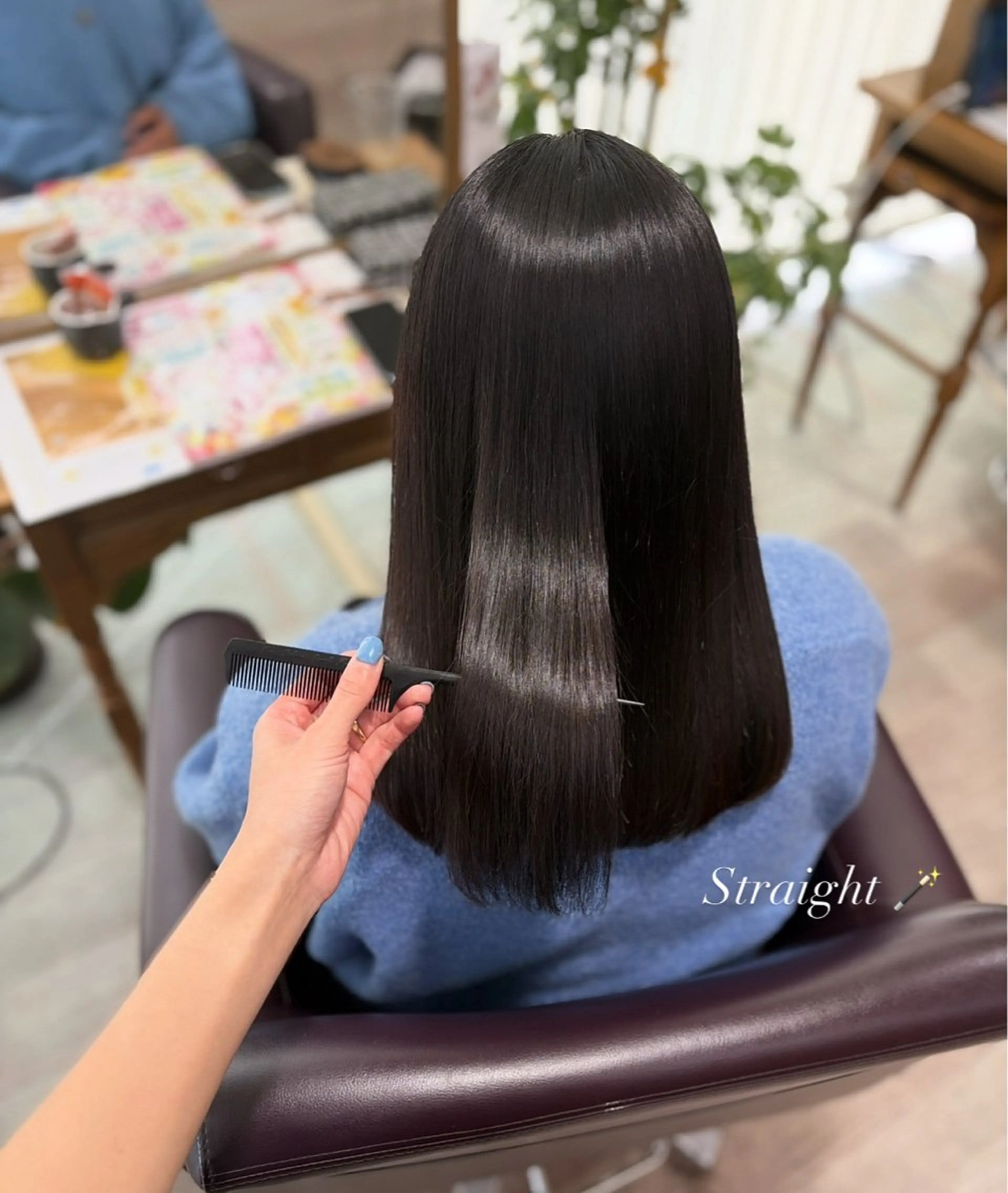 セミロング パーマ 髪質改善 縮毛矯正 トリートメント シミズ カエデ🍁のヘアスタイル