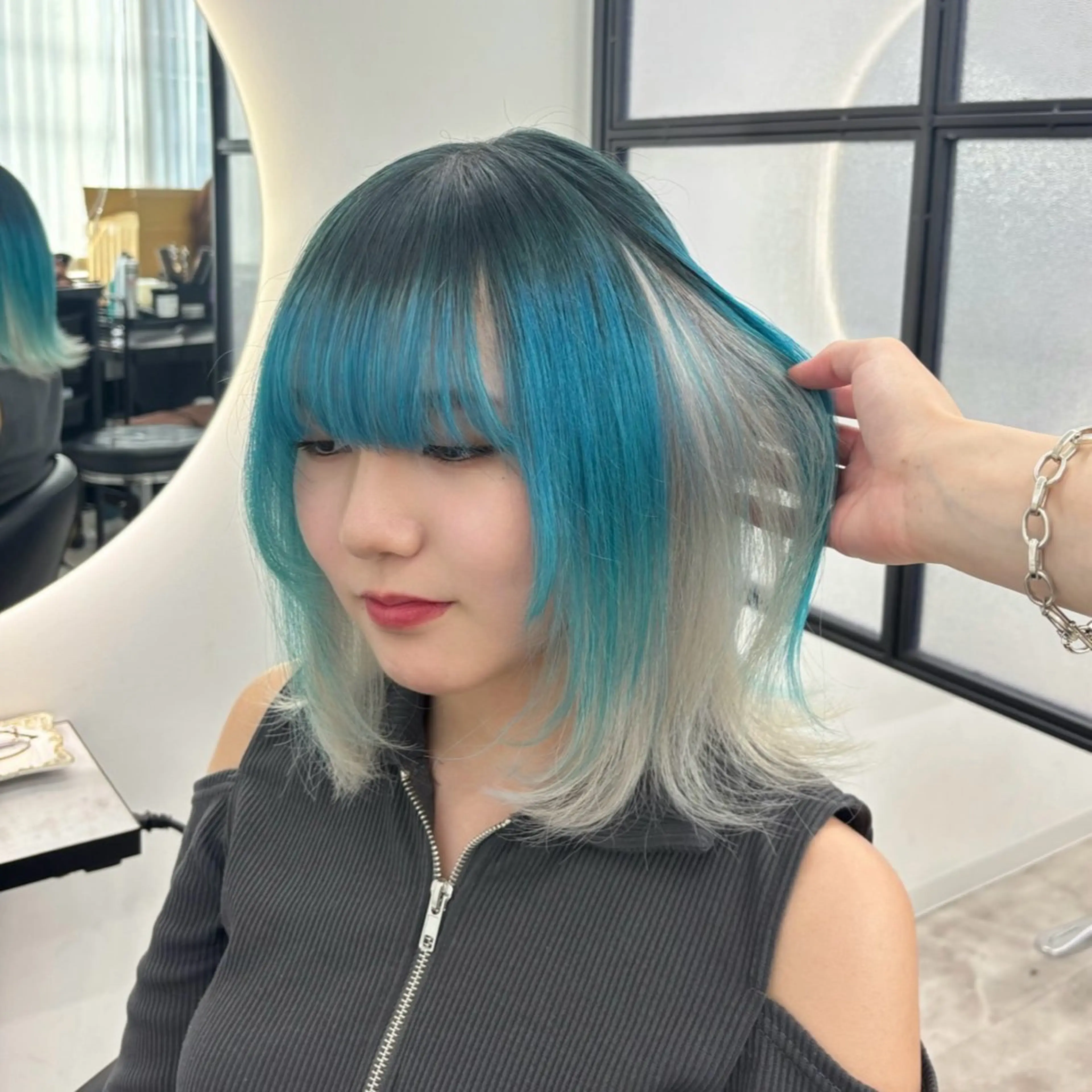 ミディアム カラー ヘアカラー Ren. 🦋デザインカラーのヘアスタイル