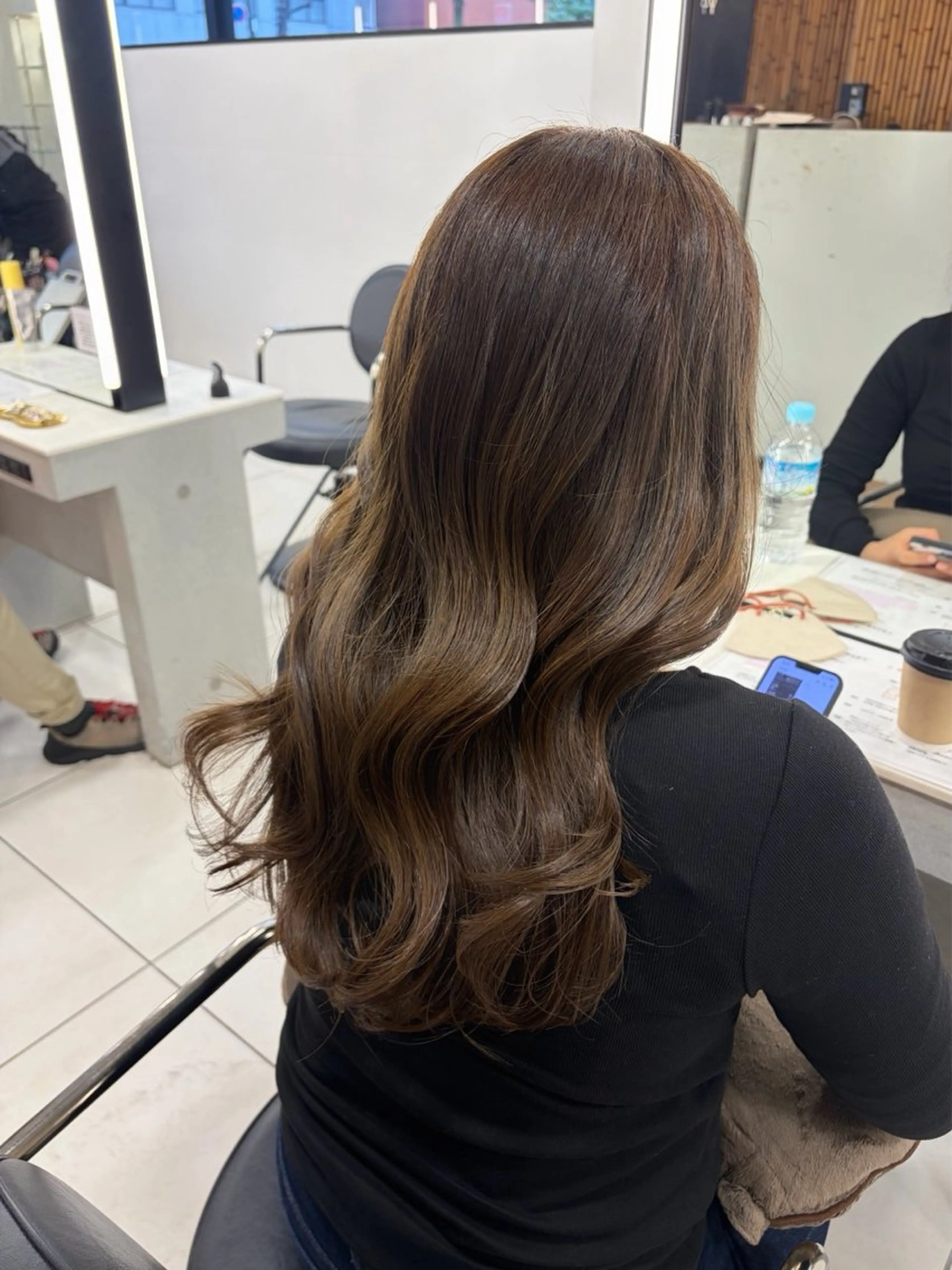 ロング ヘアカラー トリートメント 🎀透明感カラー🎀 稲垣至恩🎀のヘアスタイル