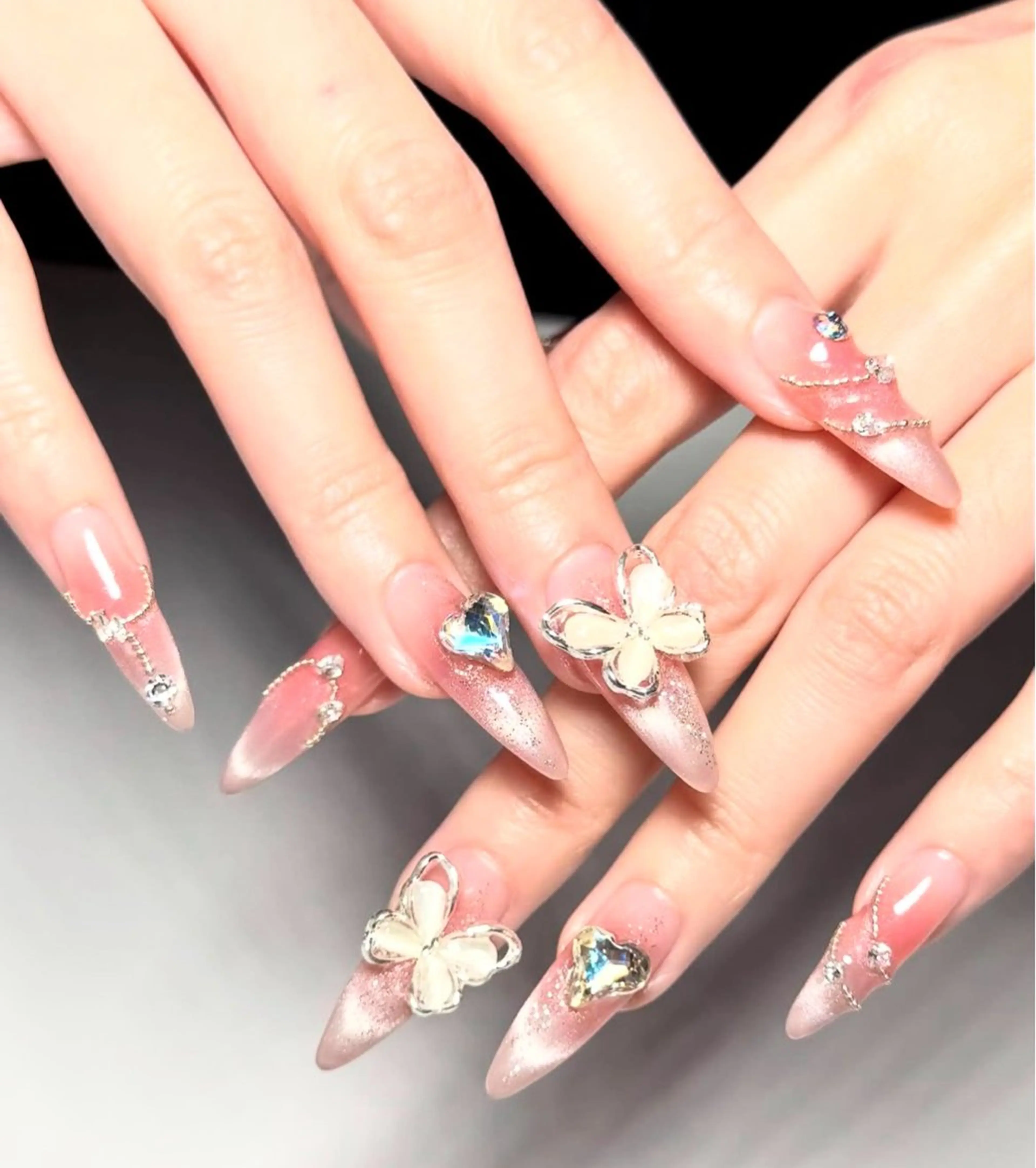 ネイル アートネイル フレンチネイル ジェルネイル 韓国ネイル ミラーネイル Rin Nail 新大久保店のネイルデザイン