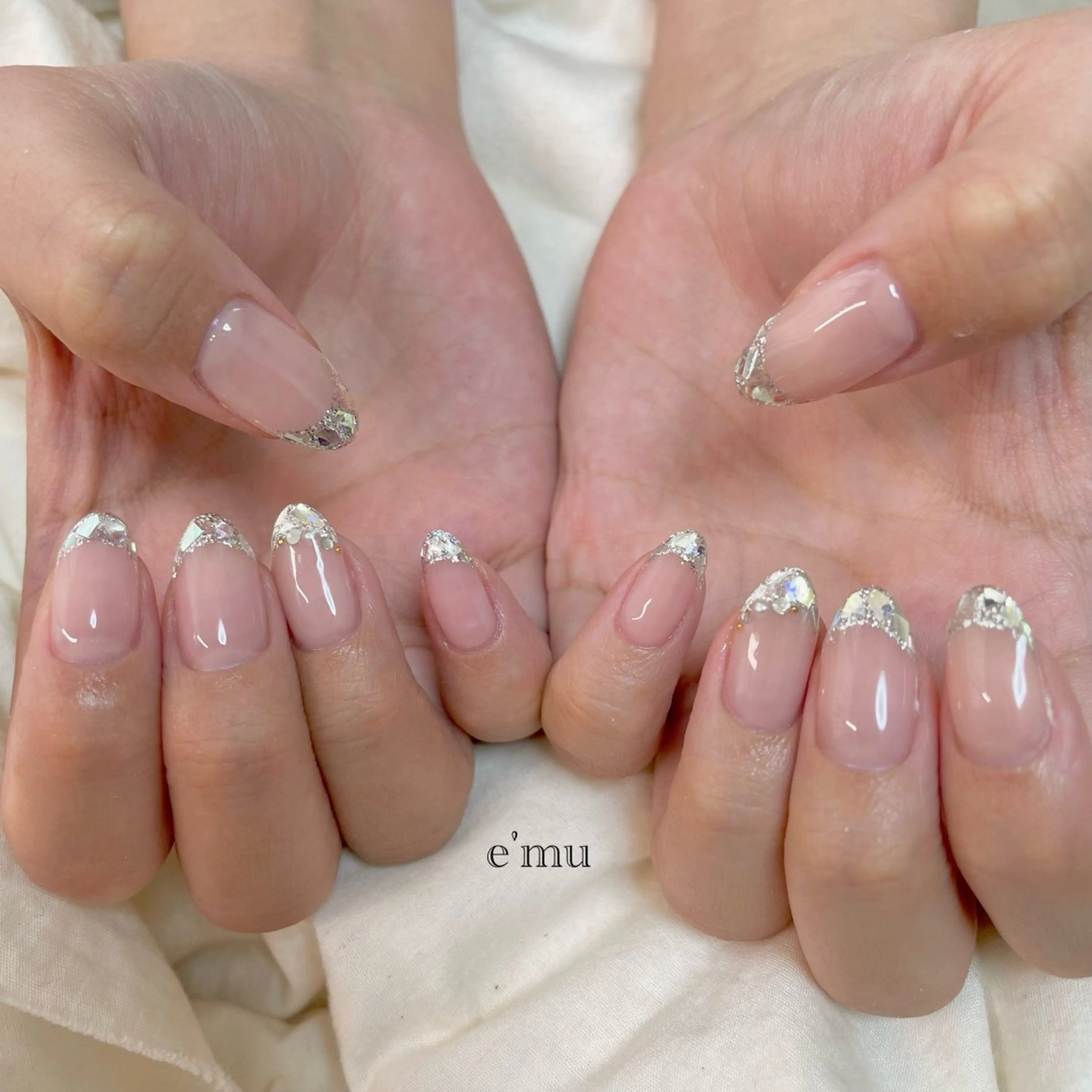 ネイル フレンチネイル ガラスフレンチ ハンドネイル nail salon e'mu💐のネイルデザイン