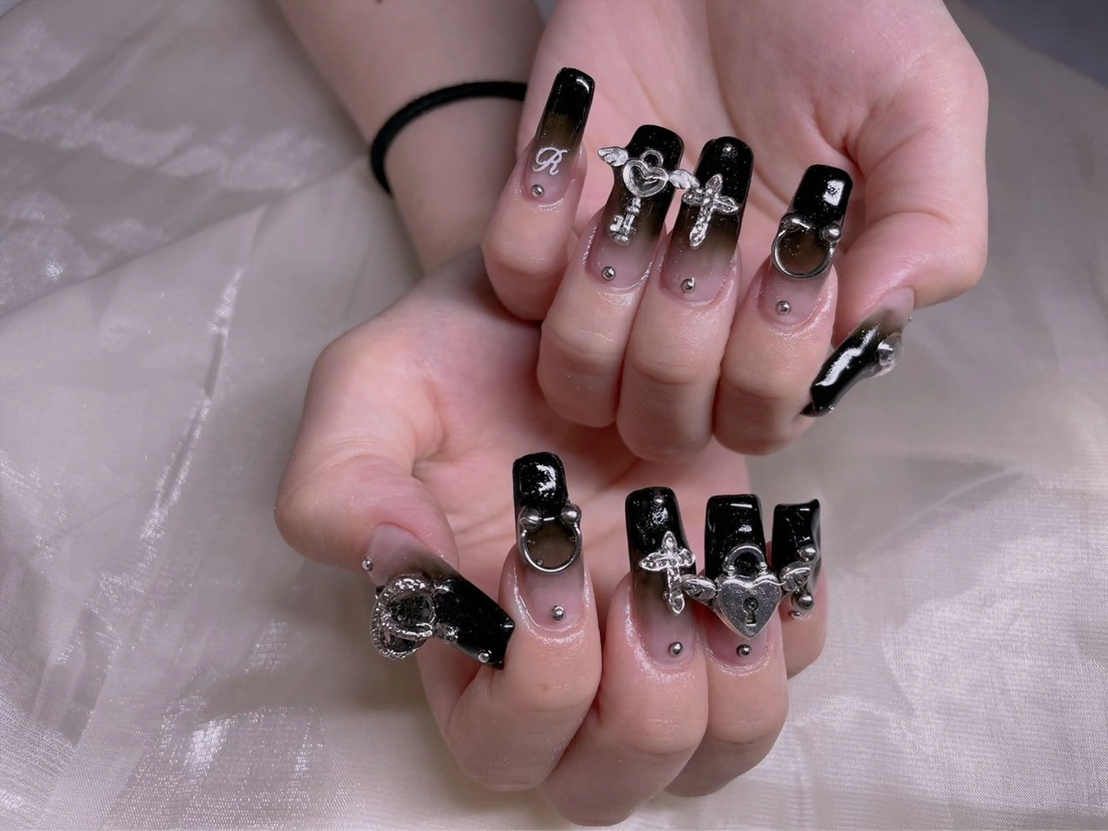 ネイル ハンドネイル エムズ ハヤシのネイルデザイン