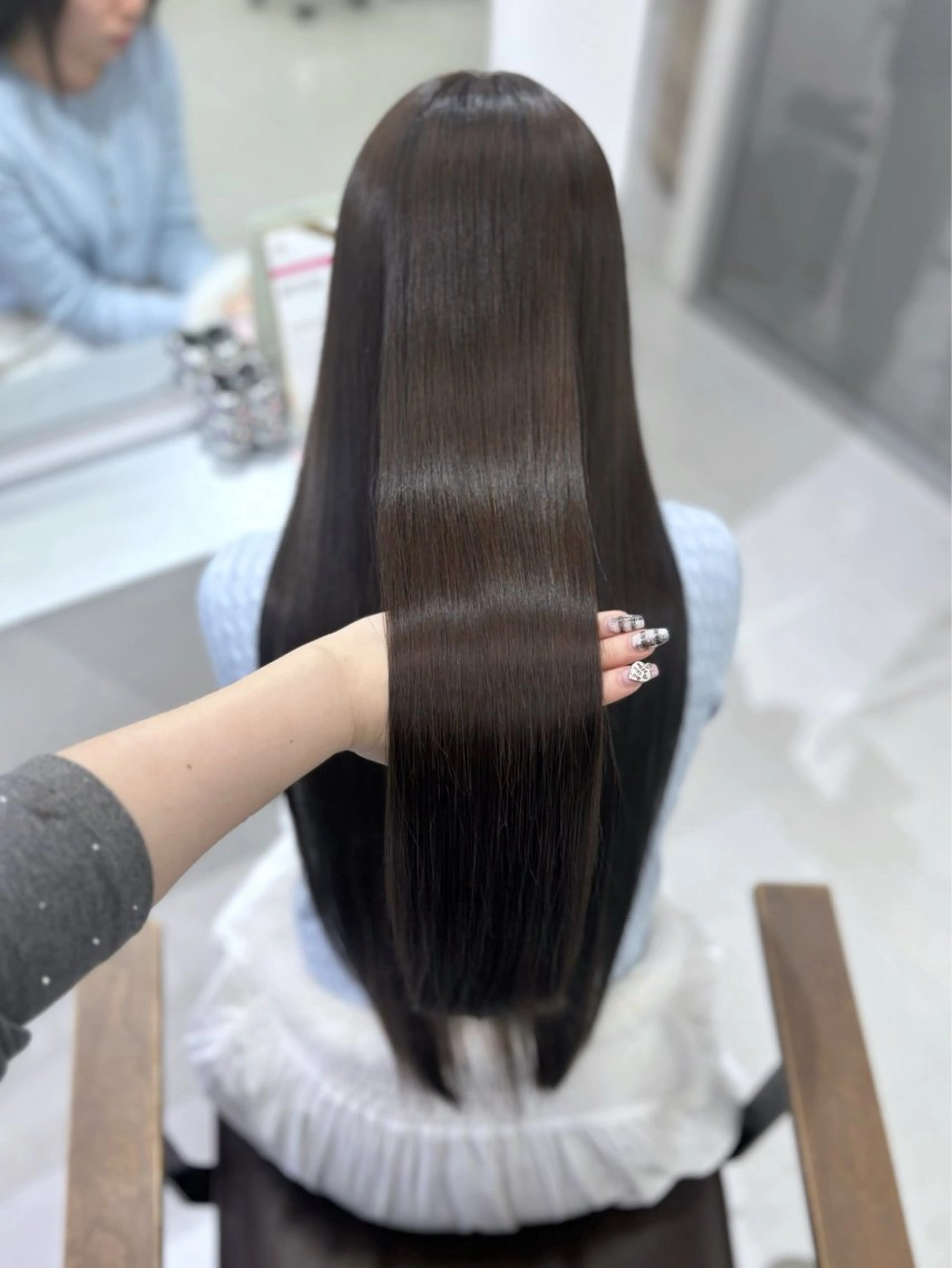 ロング カラー 🖤ハイトーンカラ ー/ここな🖤のヘアスタイル