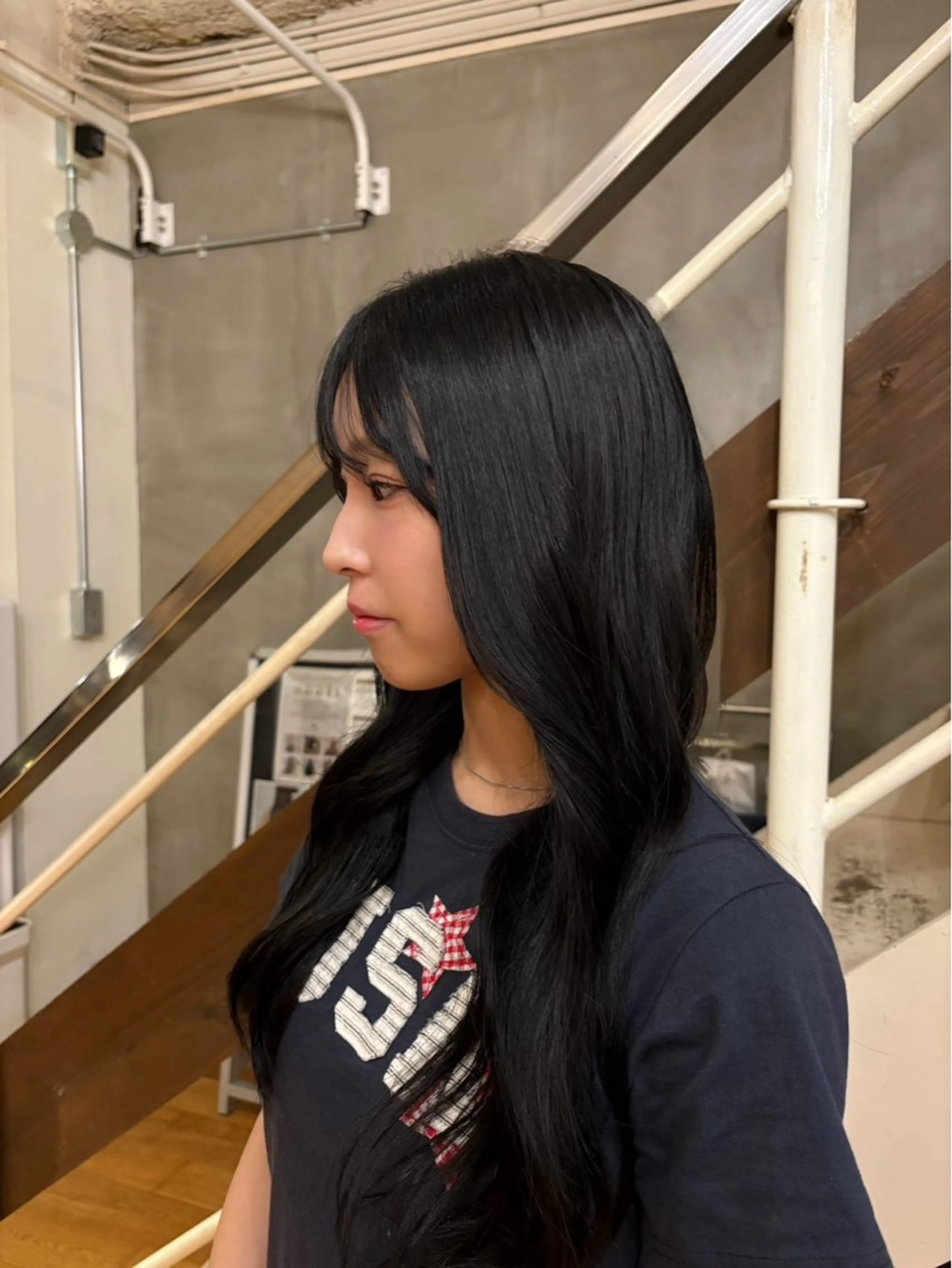 ロング 玲音/ストレート/ ブリーチ/大阪のヘアスタイル