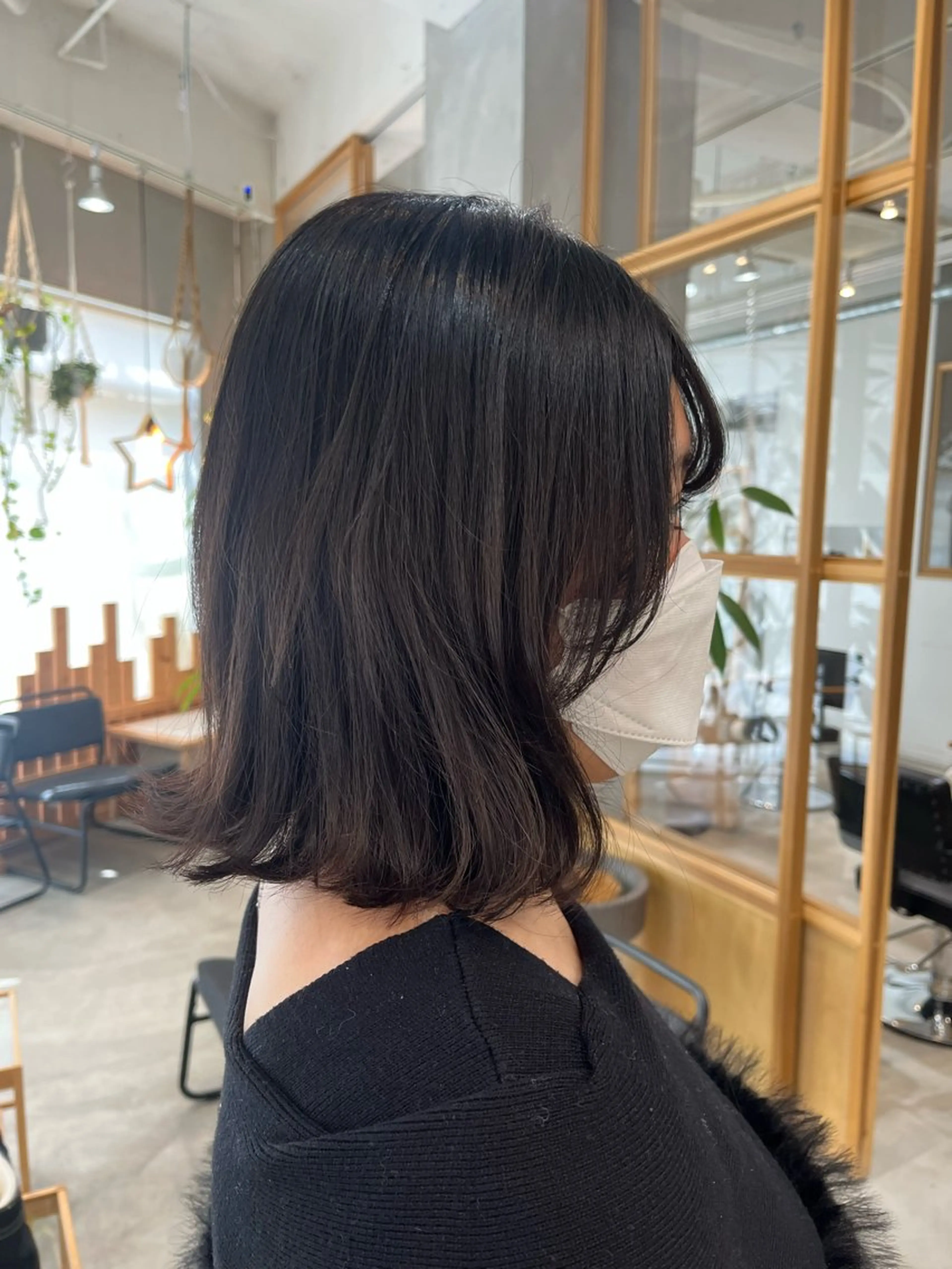 ミディアム 🐰FERIA 北千里 🐰のヘアスタイル